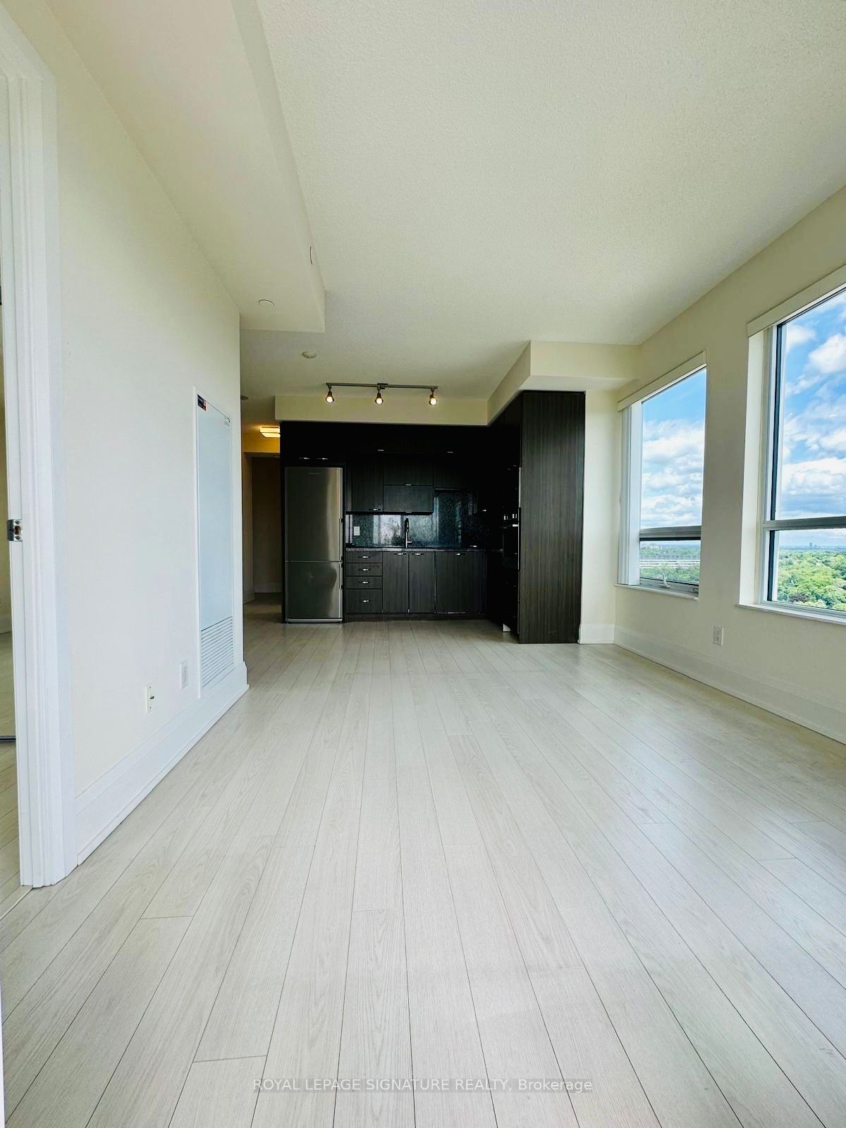 #1506 - 120 Harrison Garden Boulevard Property Photo 9