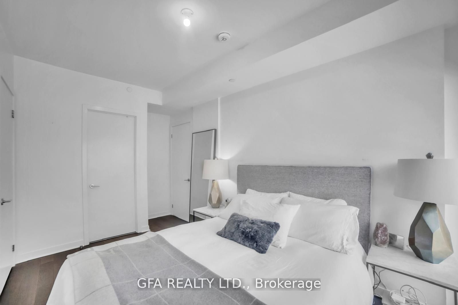 501 Adelaide Street W 310 Property Photo 9