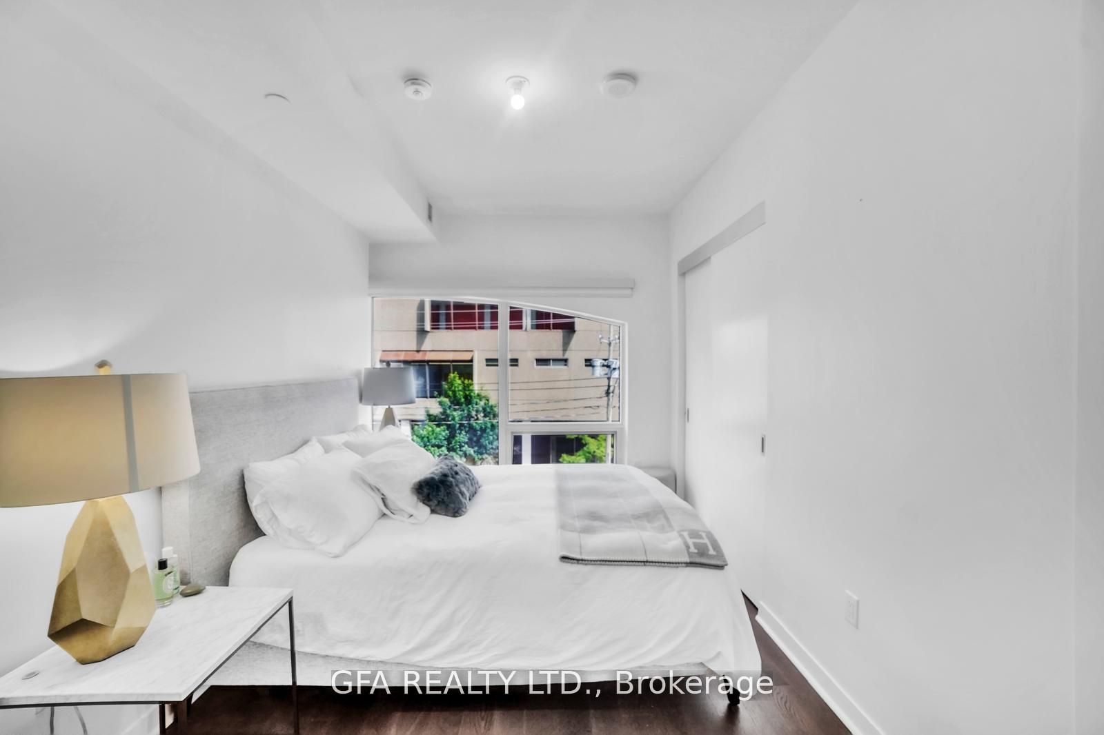 501 Adelaide Street W 310 Property Photo 10