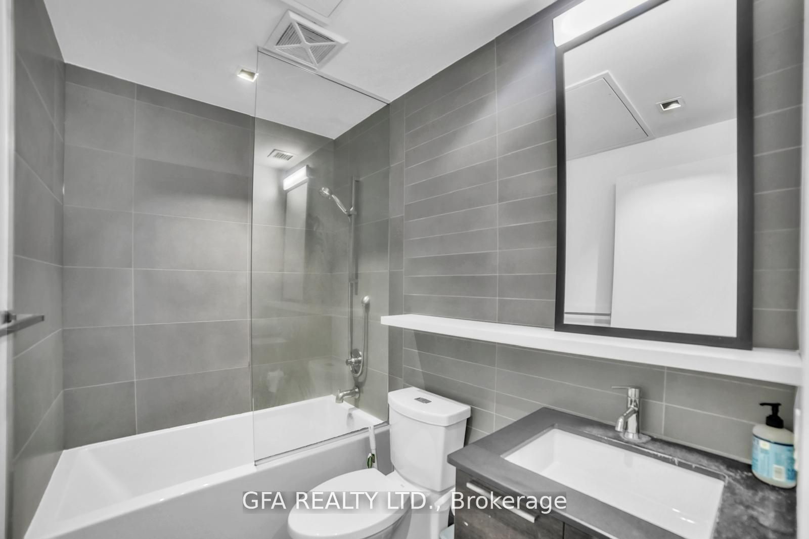 501 Adelaide Street W 310 Property Photo 11