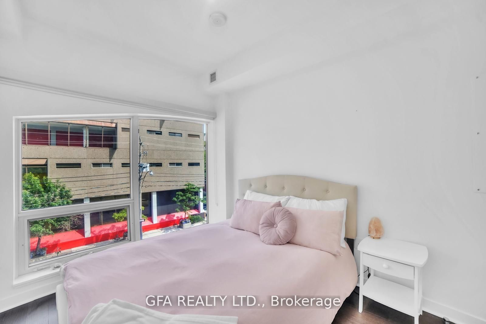 501 Adelaide Street W 310 Property Photo 12