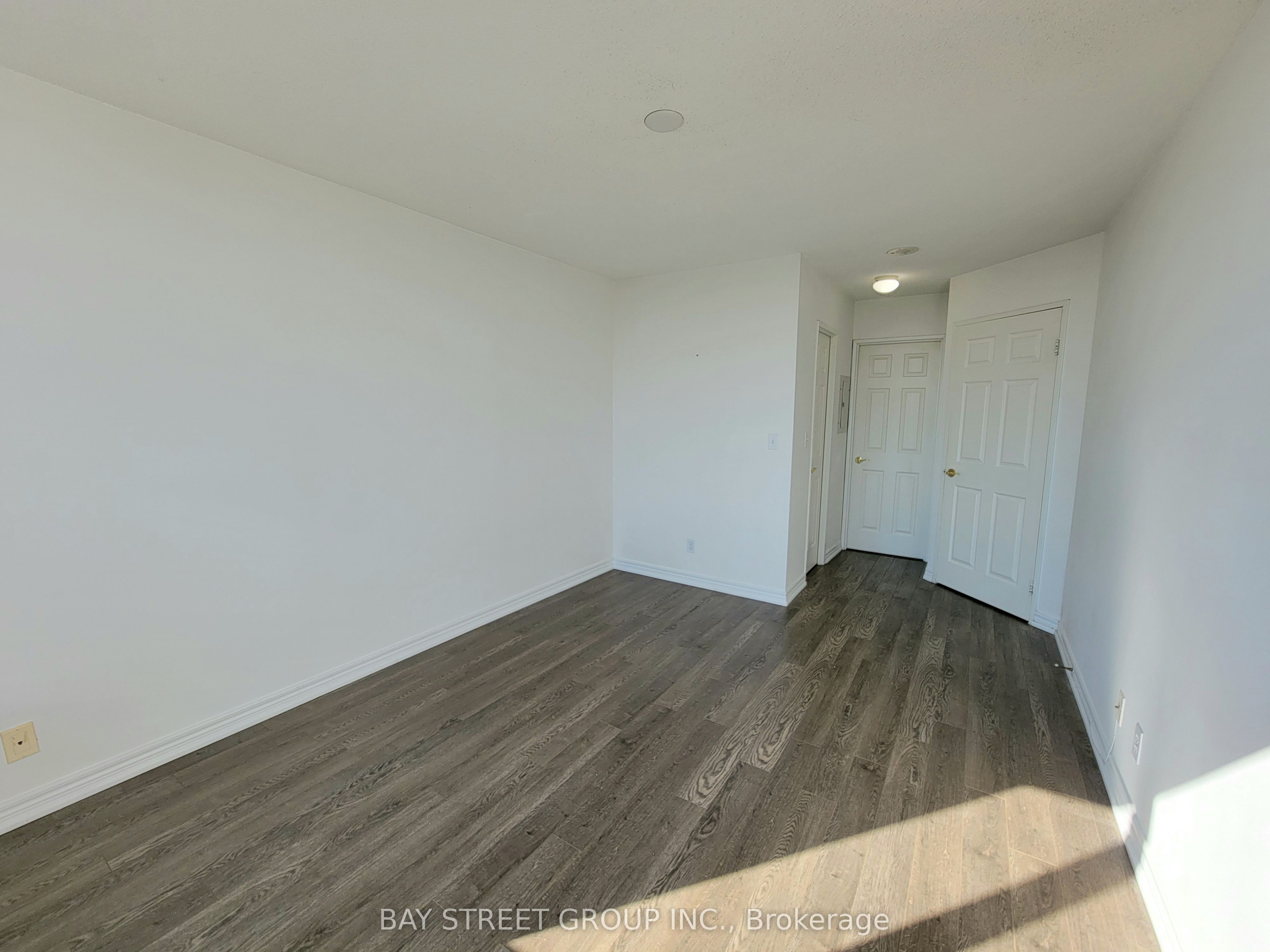 #3105 - 23 Hollywood Avenue Property Photo 16