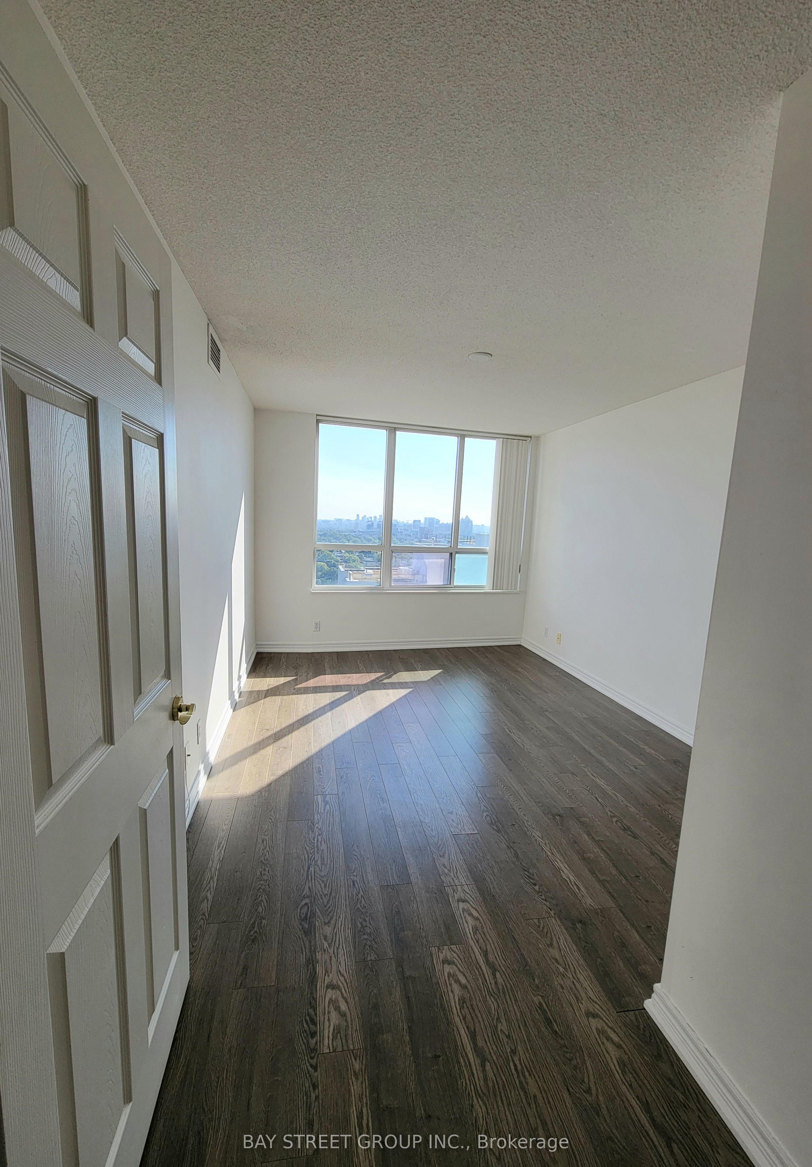 #3105 - 23 Hollywood Avenue Property Photo 19