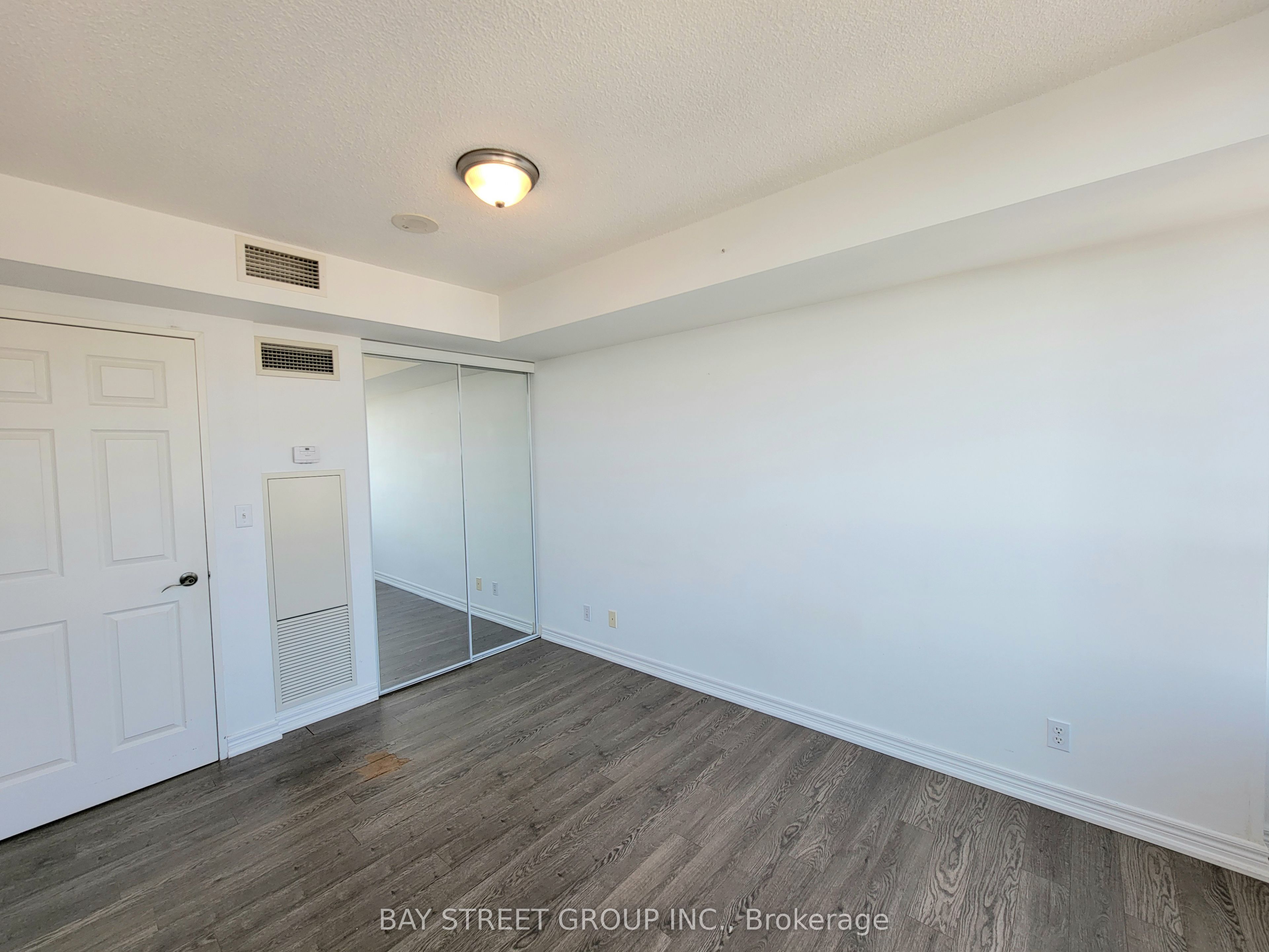 #3105 - 23 Hollywood Avenue Property Photo 26