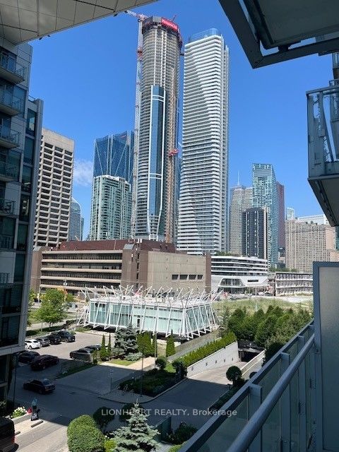 #530 - 39 Queens Quay Property Photo 13