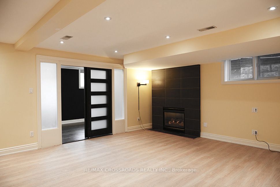 133 Woburn Avenue Property Photo 22