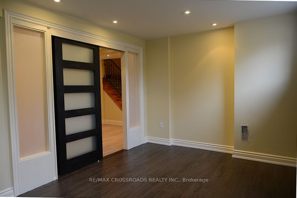 133 Woburn Avenue Property Photo 24