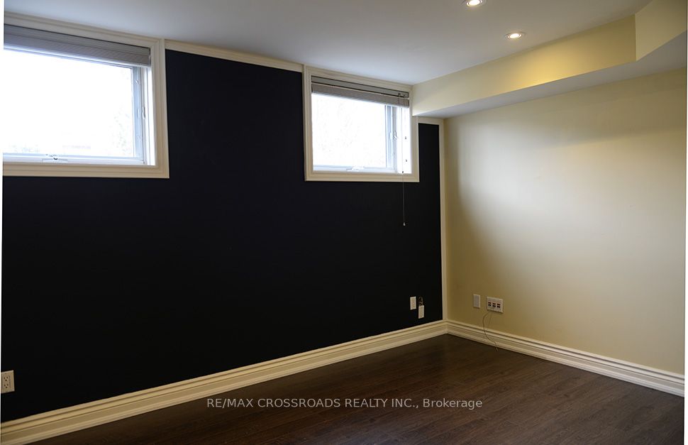 133 Woburn Avenue Property Photo 25