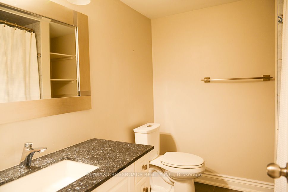 133 Woburn Avenue Property Photo 30