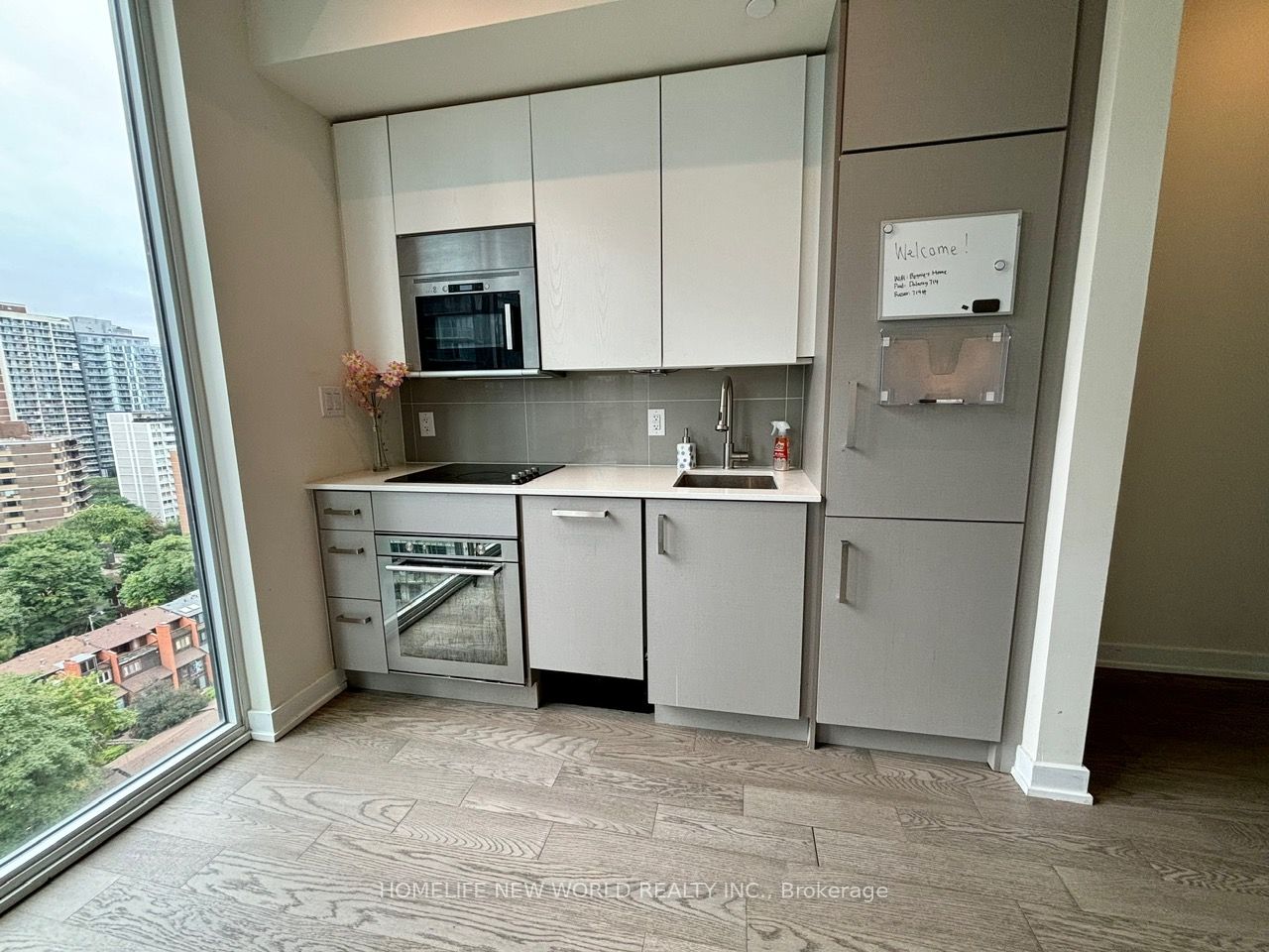 #1203 - 17 Dundonald Street Property Photo 6