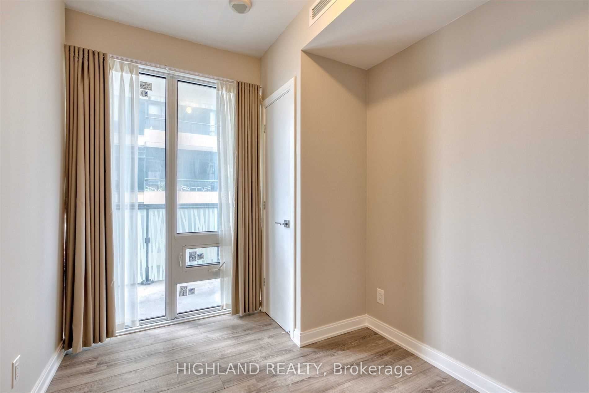 42 Charles Street E 2507 Property Photo 8