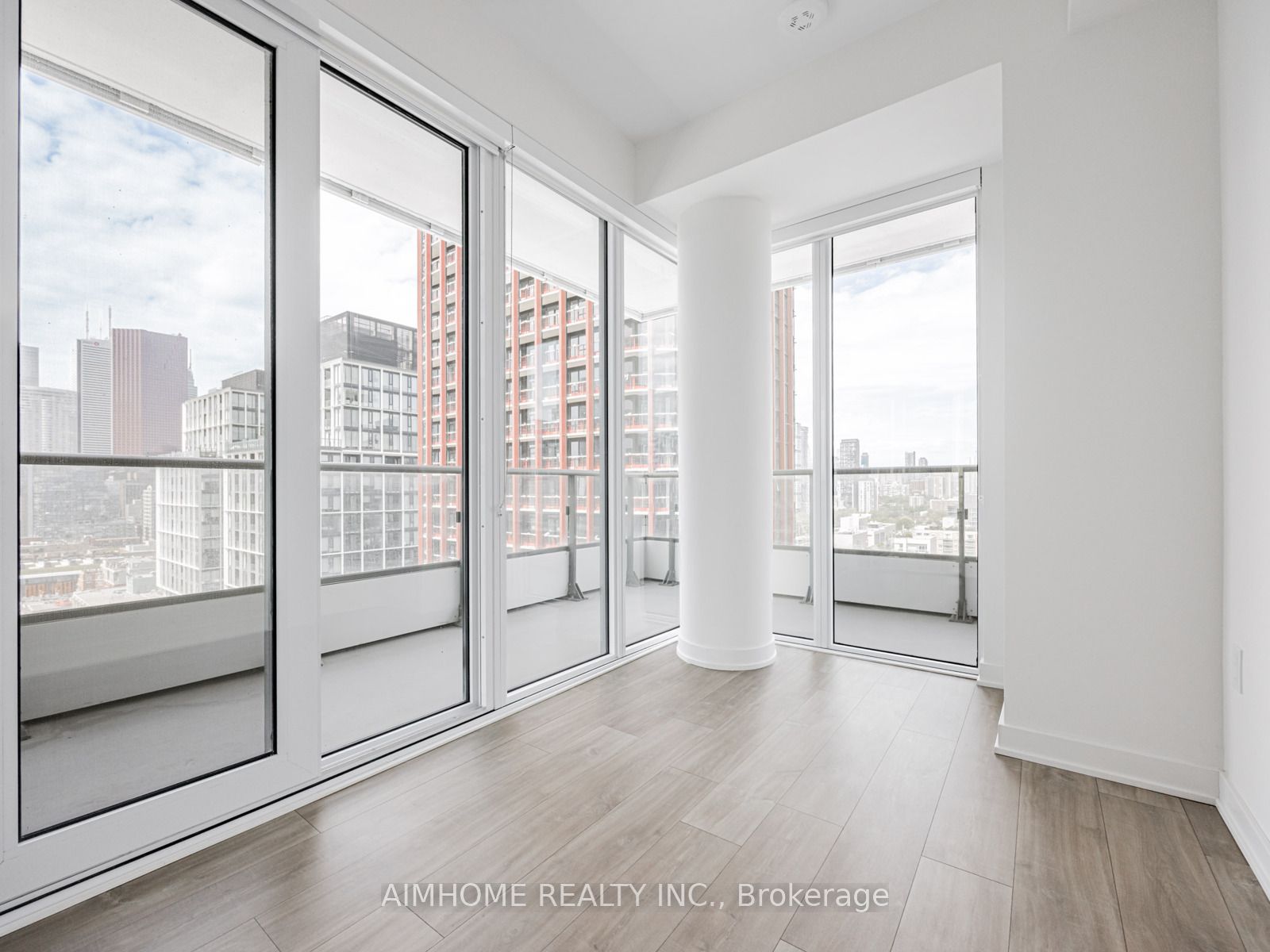 #2116 - 70 Princess Street Property Photo 12