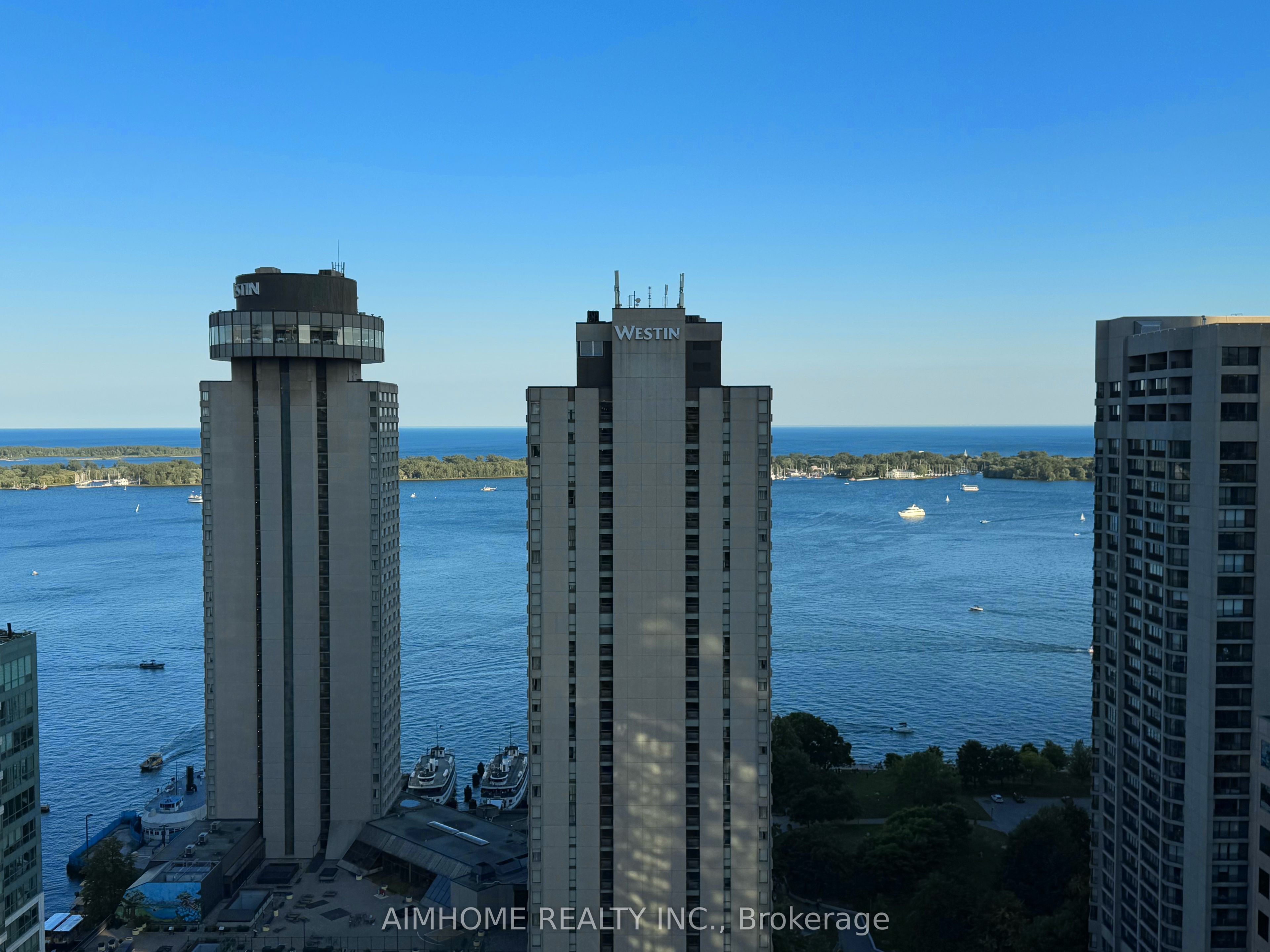 #3210 - 33 Bay Street Property Photo 12