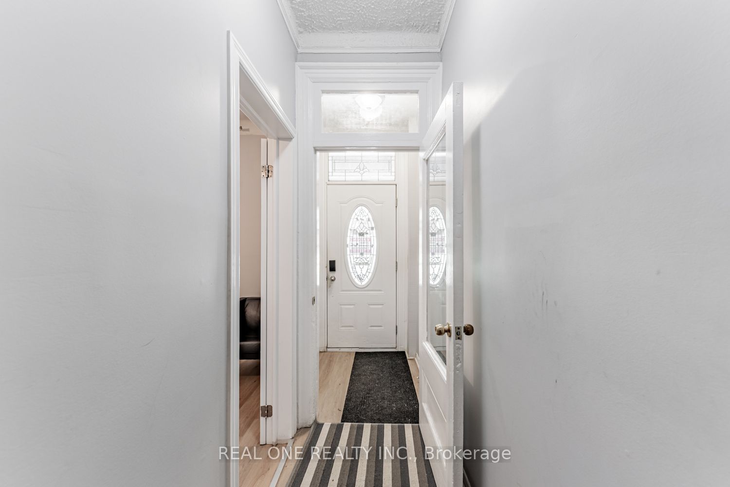 97 Lippincott Street Property Photo 2