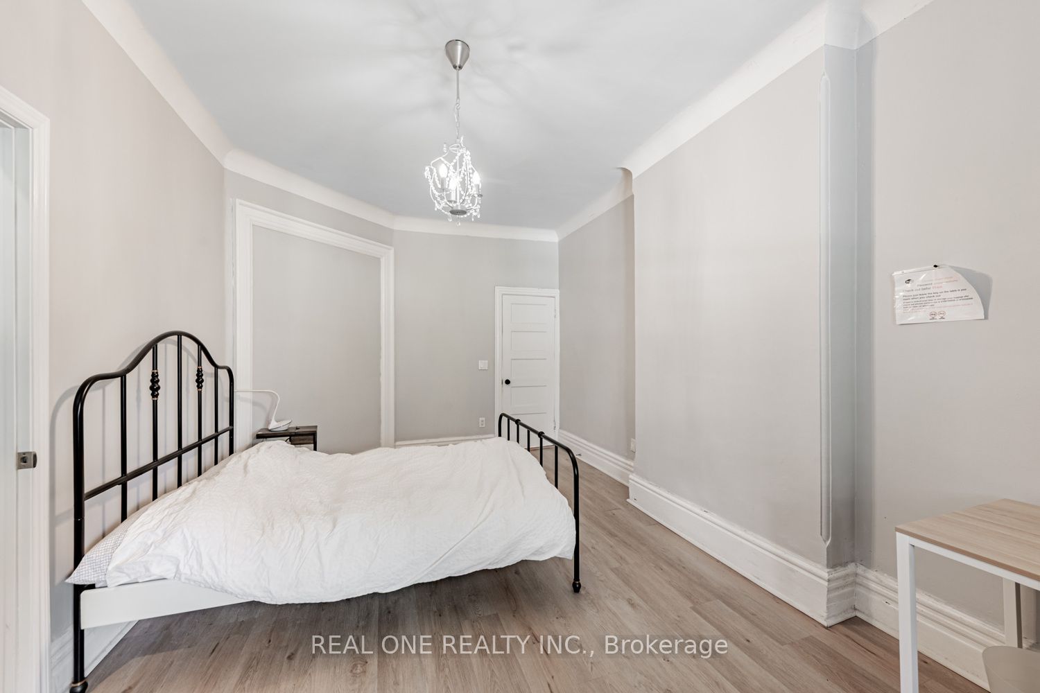 97 Lippincott Street Property Photo 15