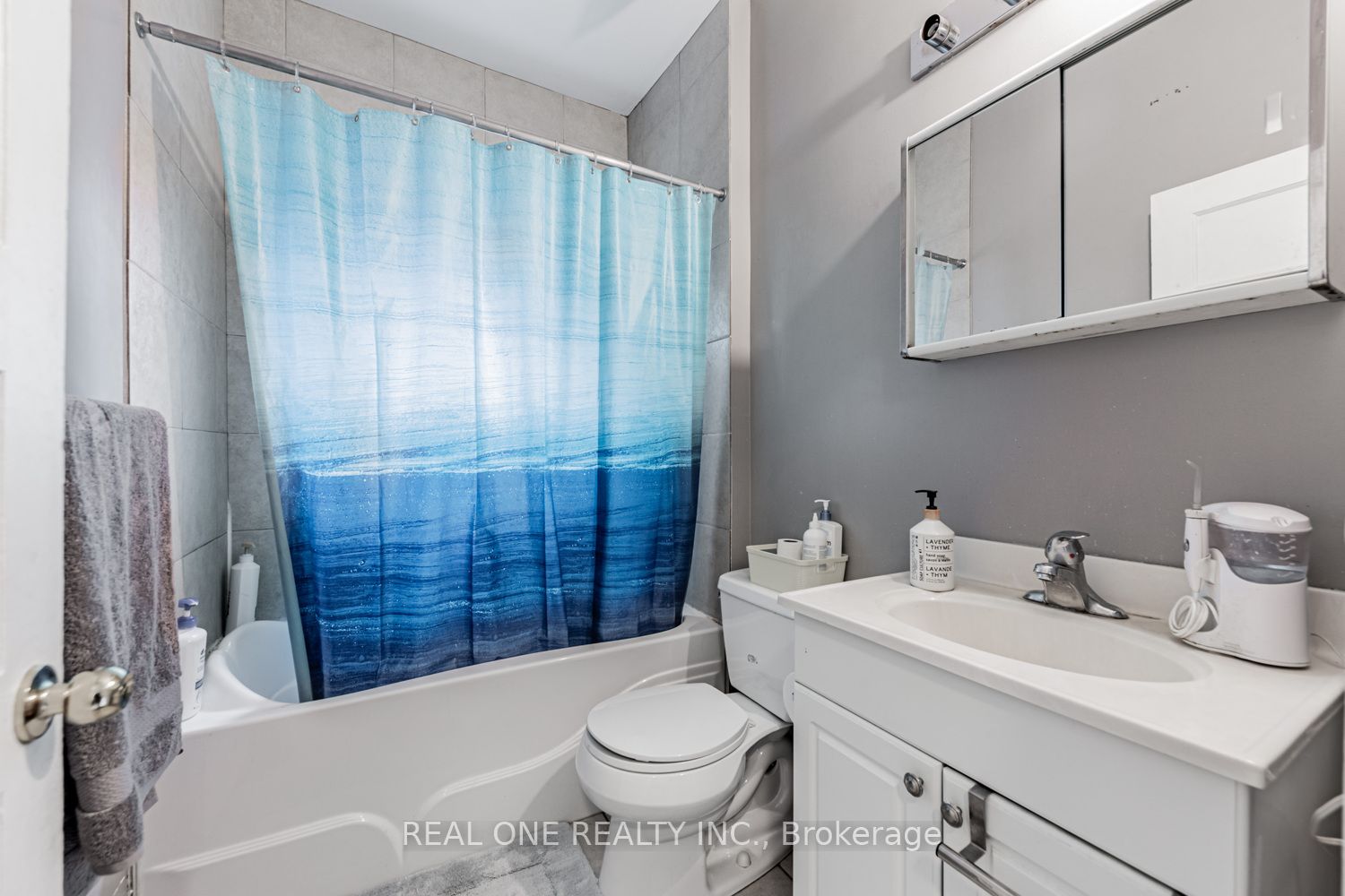 97 Lippincott Street Property Photo 21