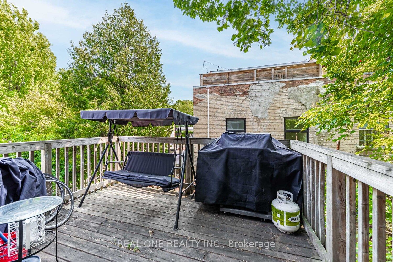 97 Lippincott Street Property Photo 36