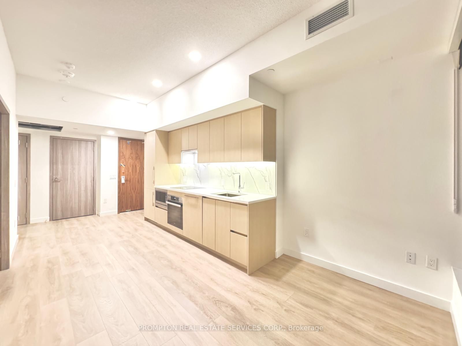 1 Concord Cityplace Way 5615 Property Photo 2