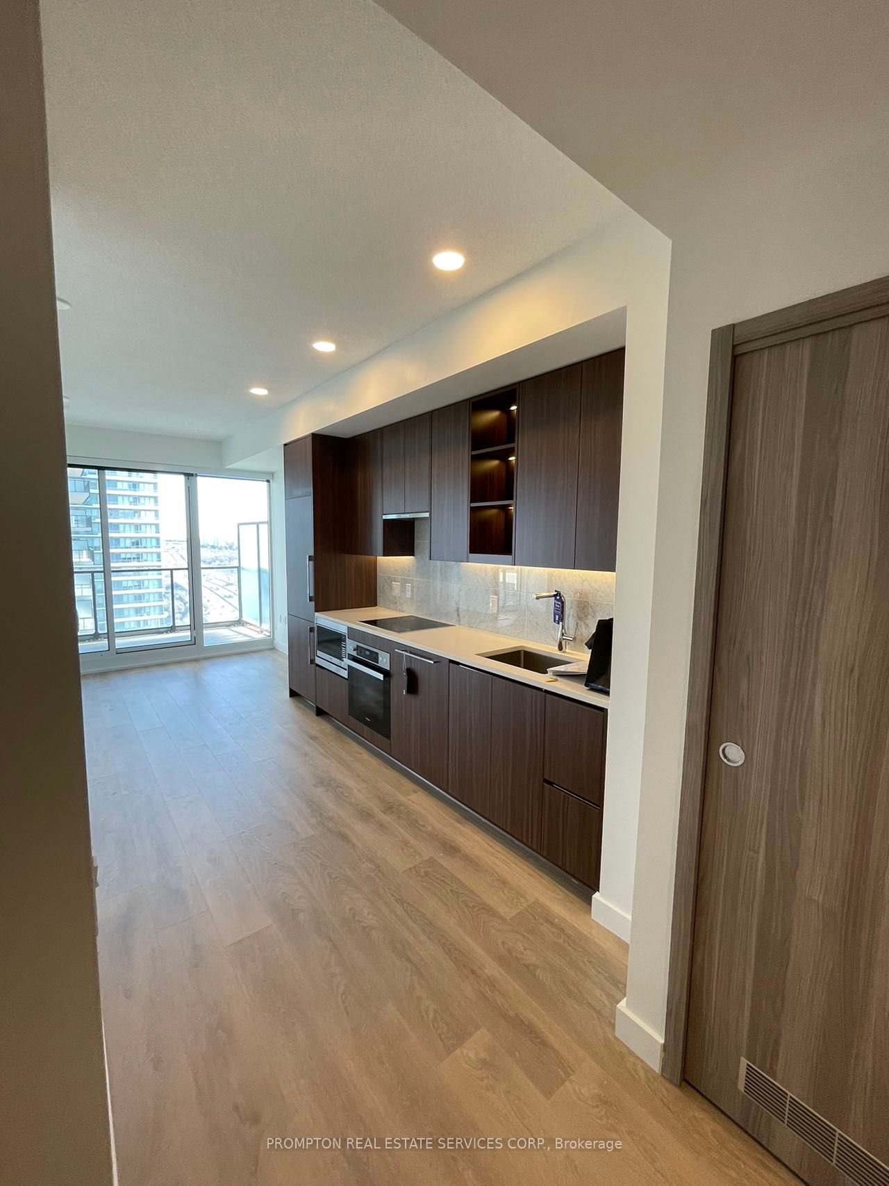 #2215 - 85 Mcmahon Drive Property Photo 3