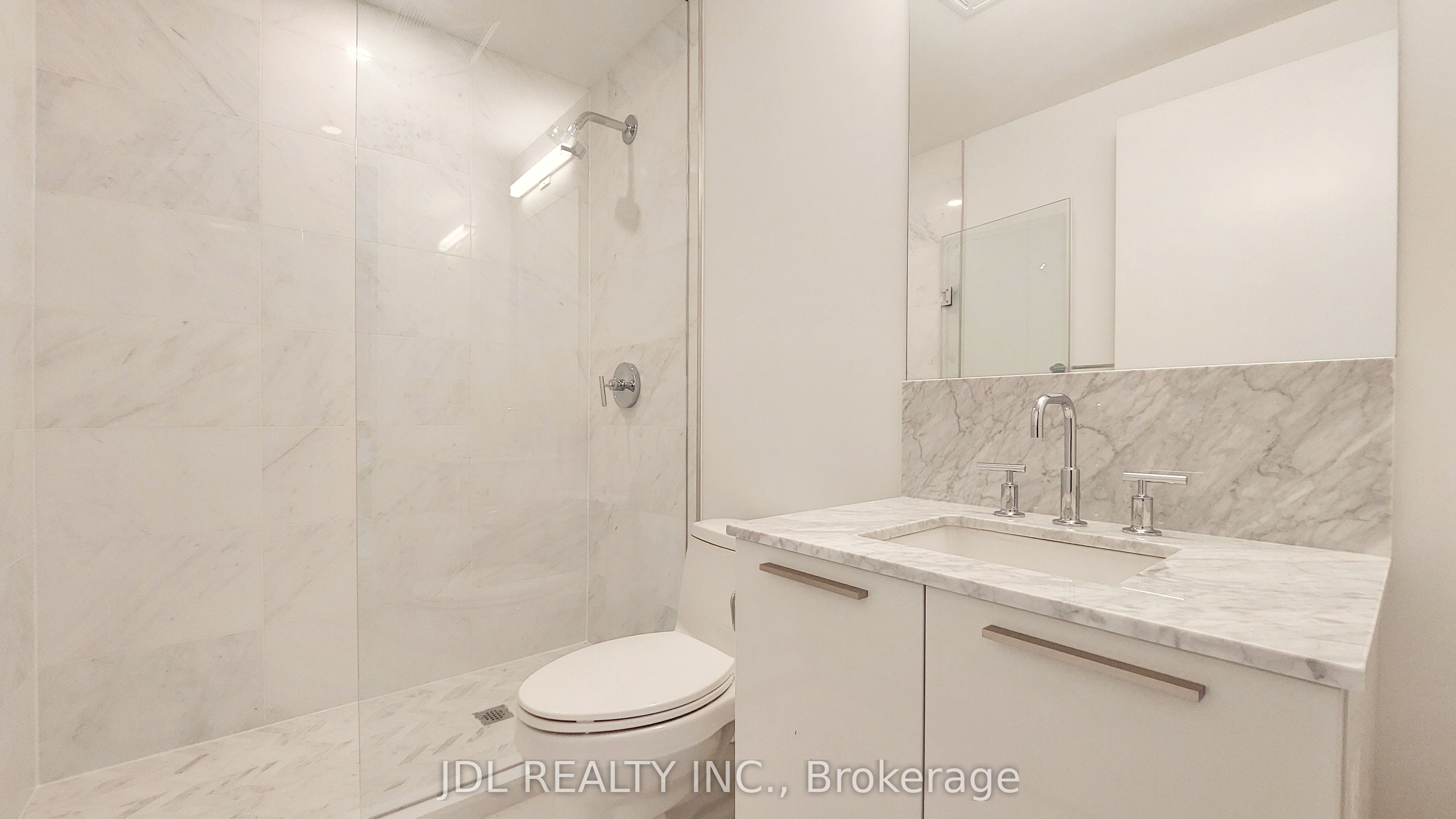 #1615 - 1 Gloucester Street Property Photo 7