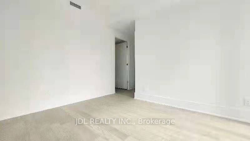 #1615 - 1 Gloucester Street Property Photo 10