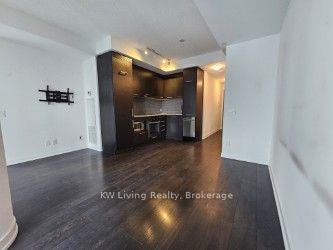 #4012 - 87 Peter Street Property Photo 3