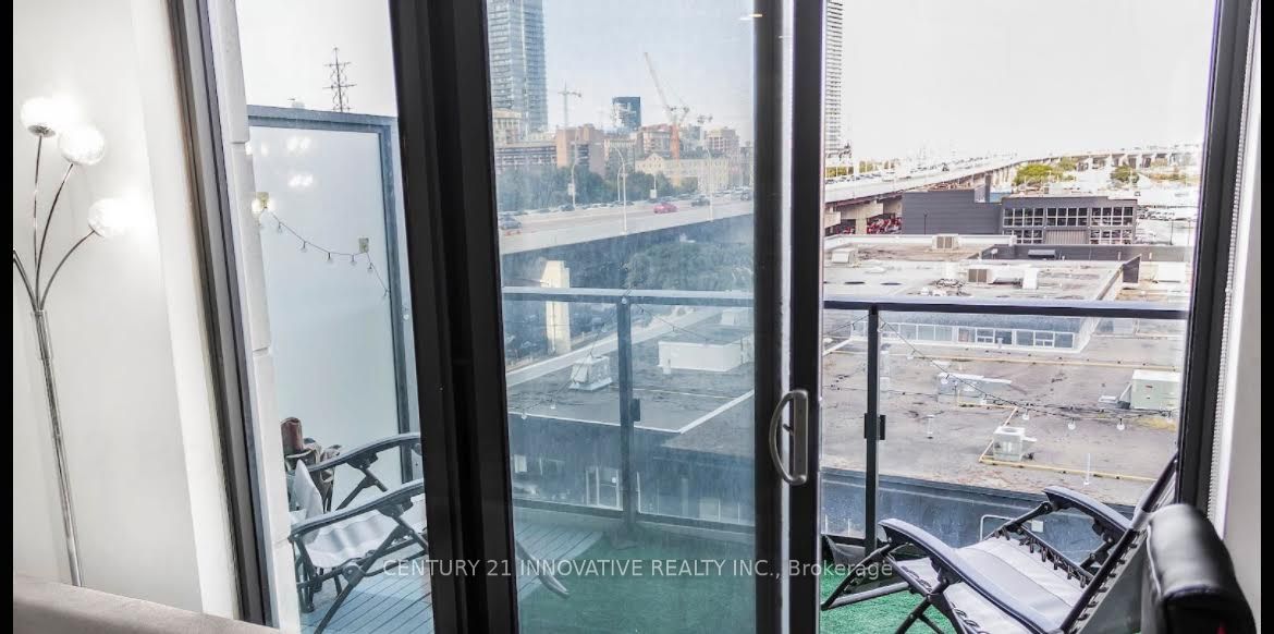 #509 - 12 Bonnycastle Street Property Photo 11