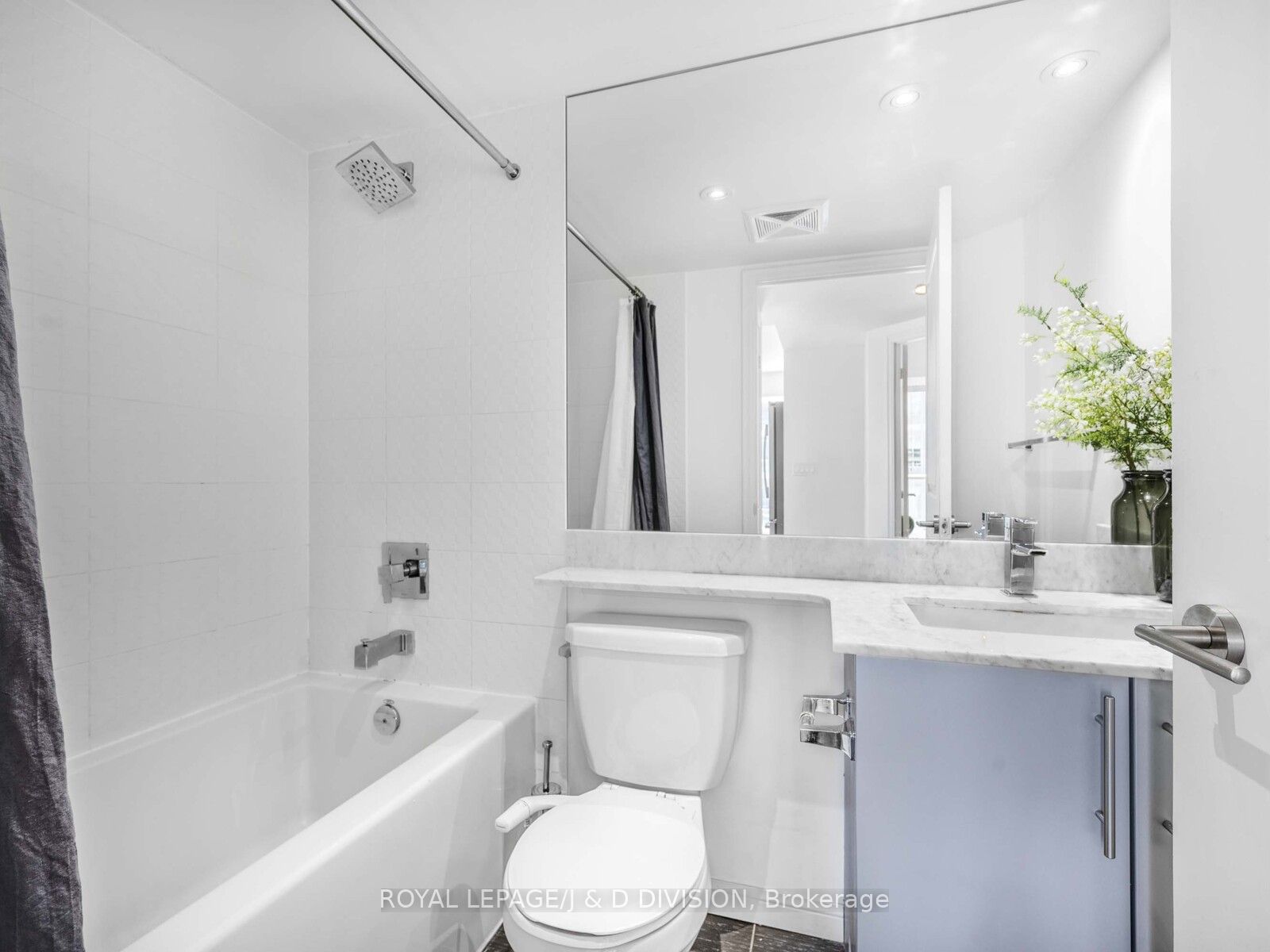 #1202 - 65 East Liberty Street Property Photo 22
