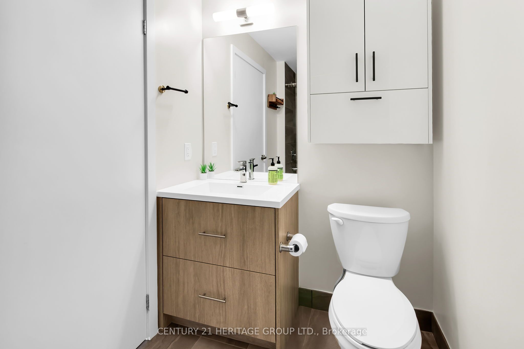 #2112 - 188 Fairview Mall Drive Property Photo 10