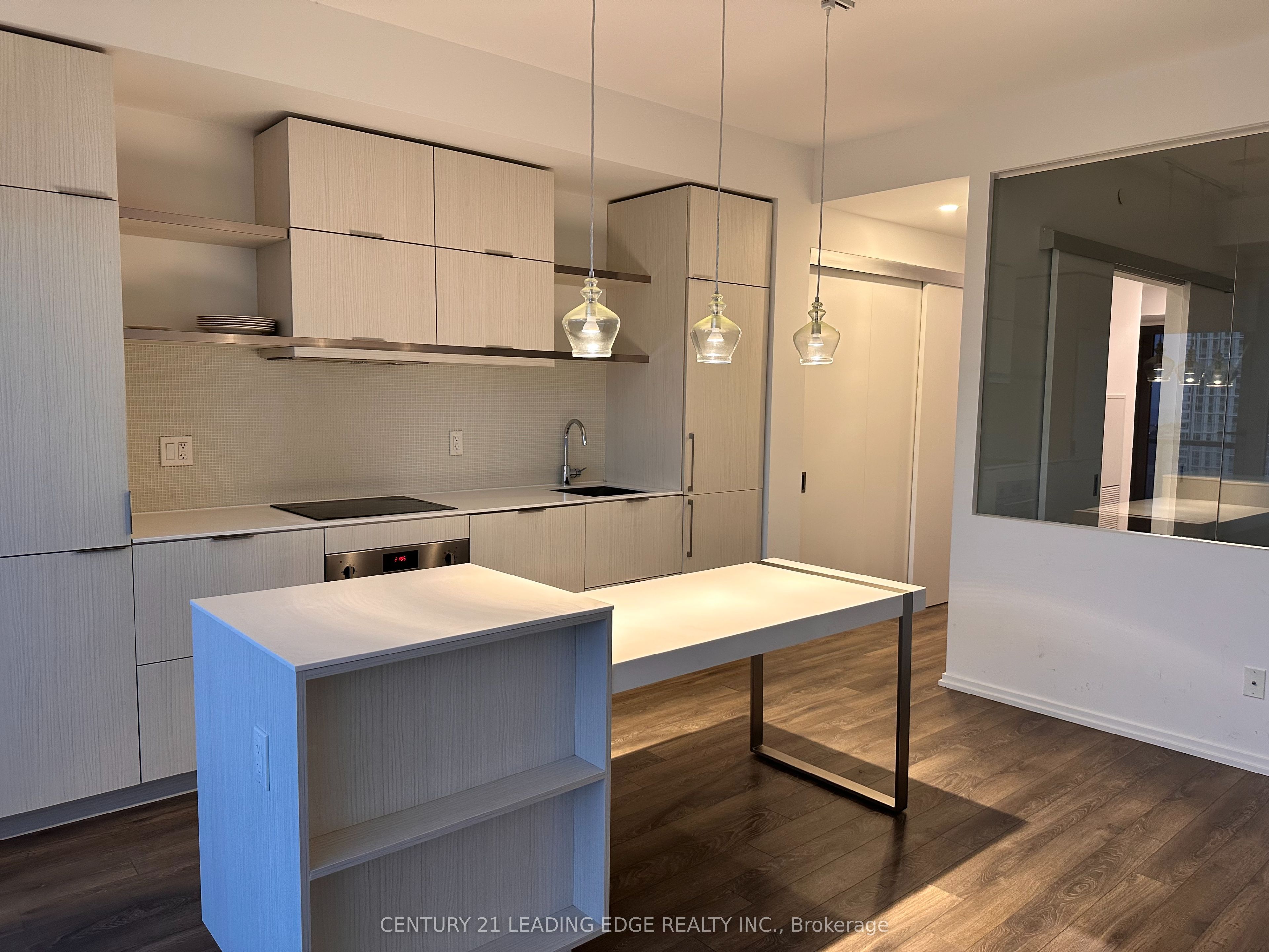 #2603 - 197 Yonge Street Property Photo 5