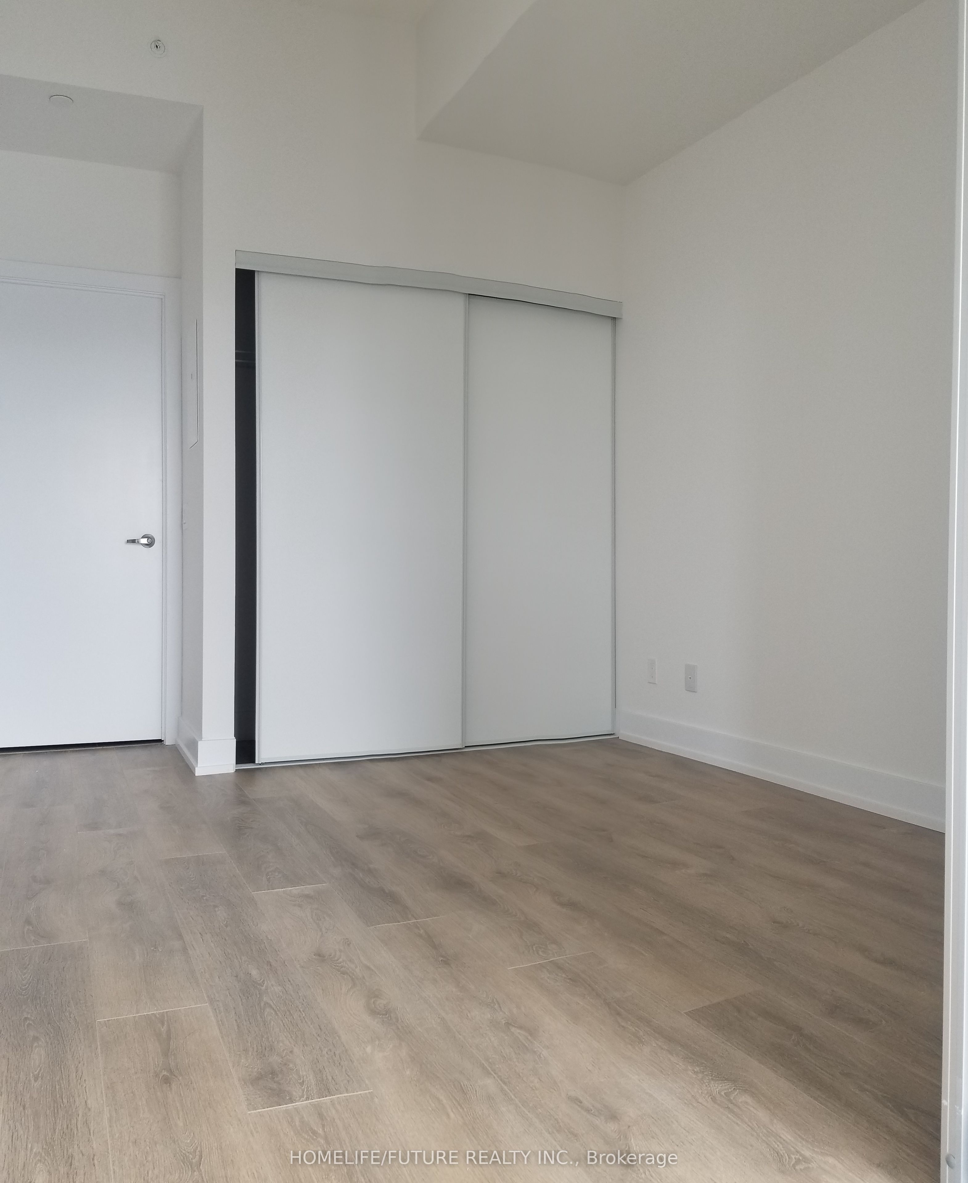 128 Fairview Mall Drive #401 Property Photo 3