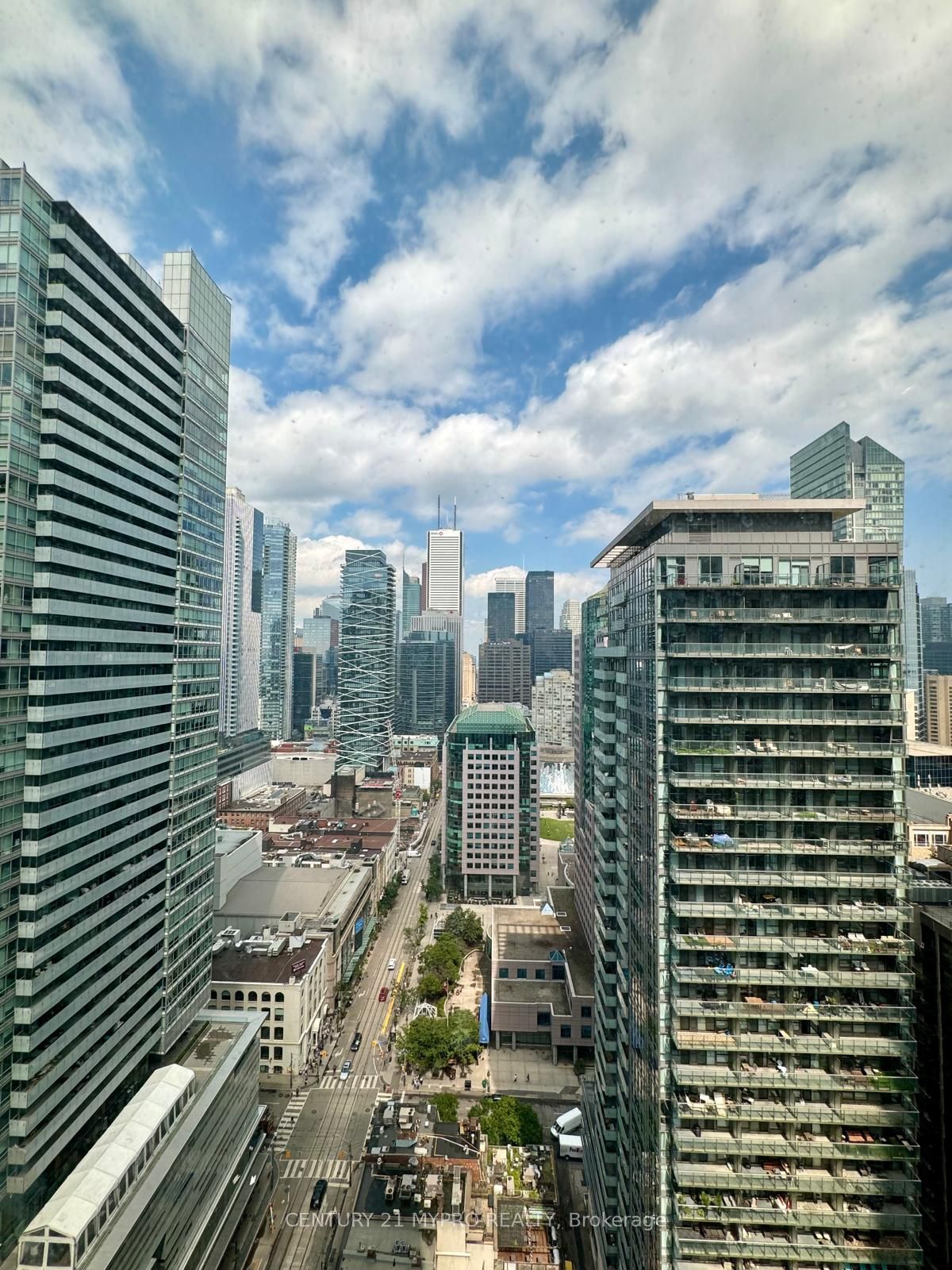 #3001 - 327 King Street Property Photo 11