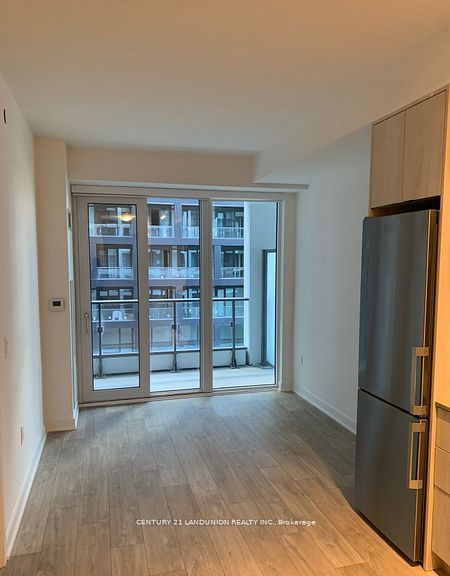 #644 - 121 Lower Sherbourne Street Property Photo 6