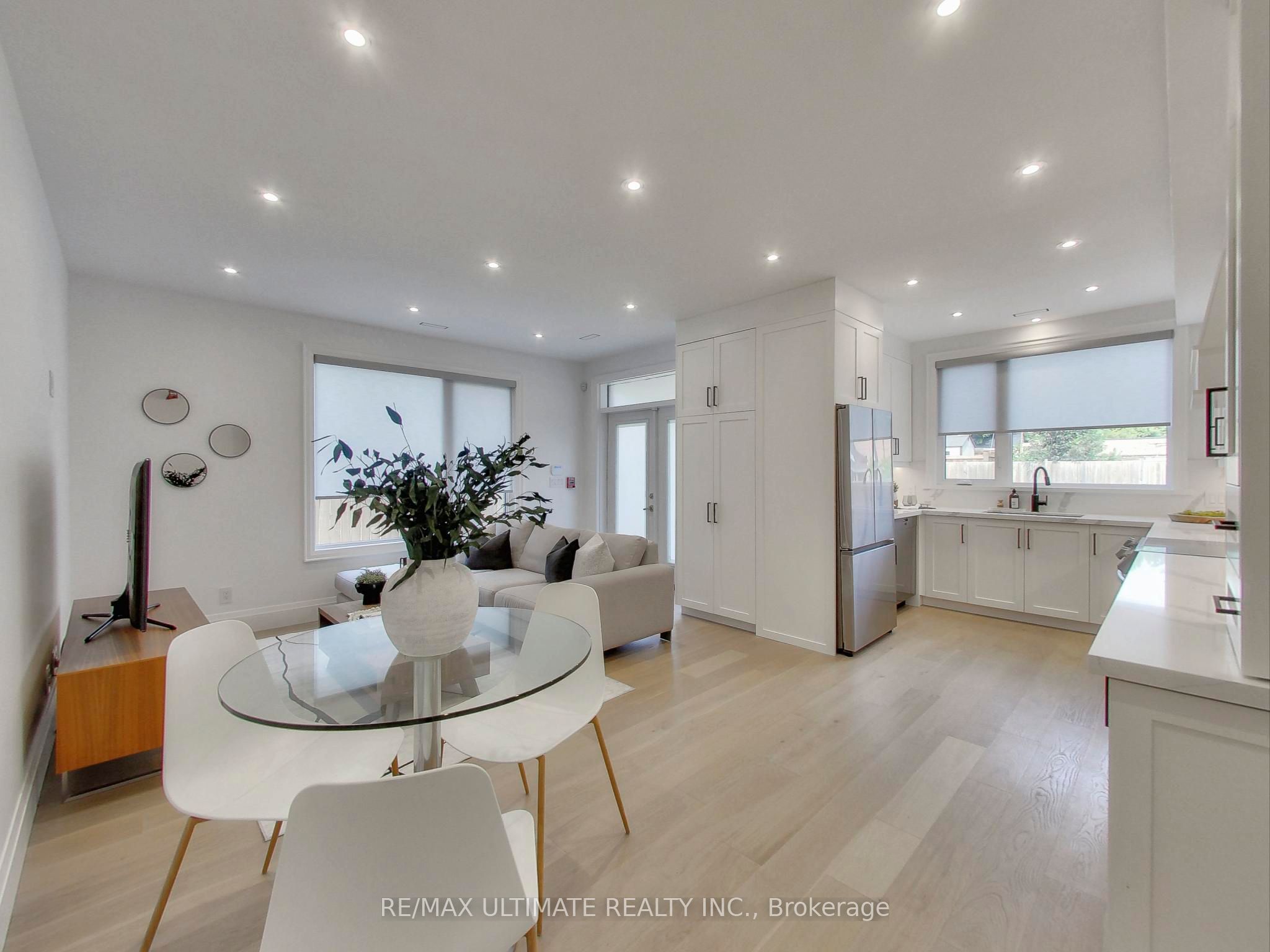 #101 - 387 Glenholme Avenue Property Photo 5