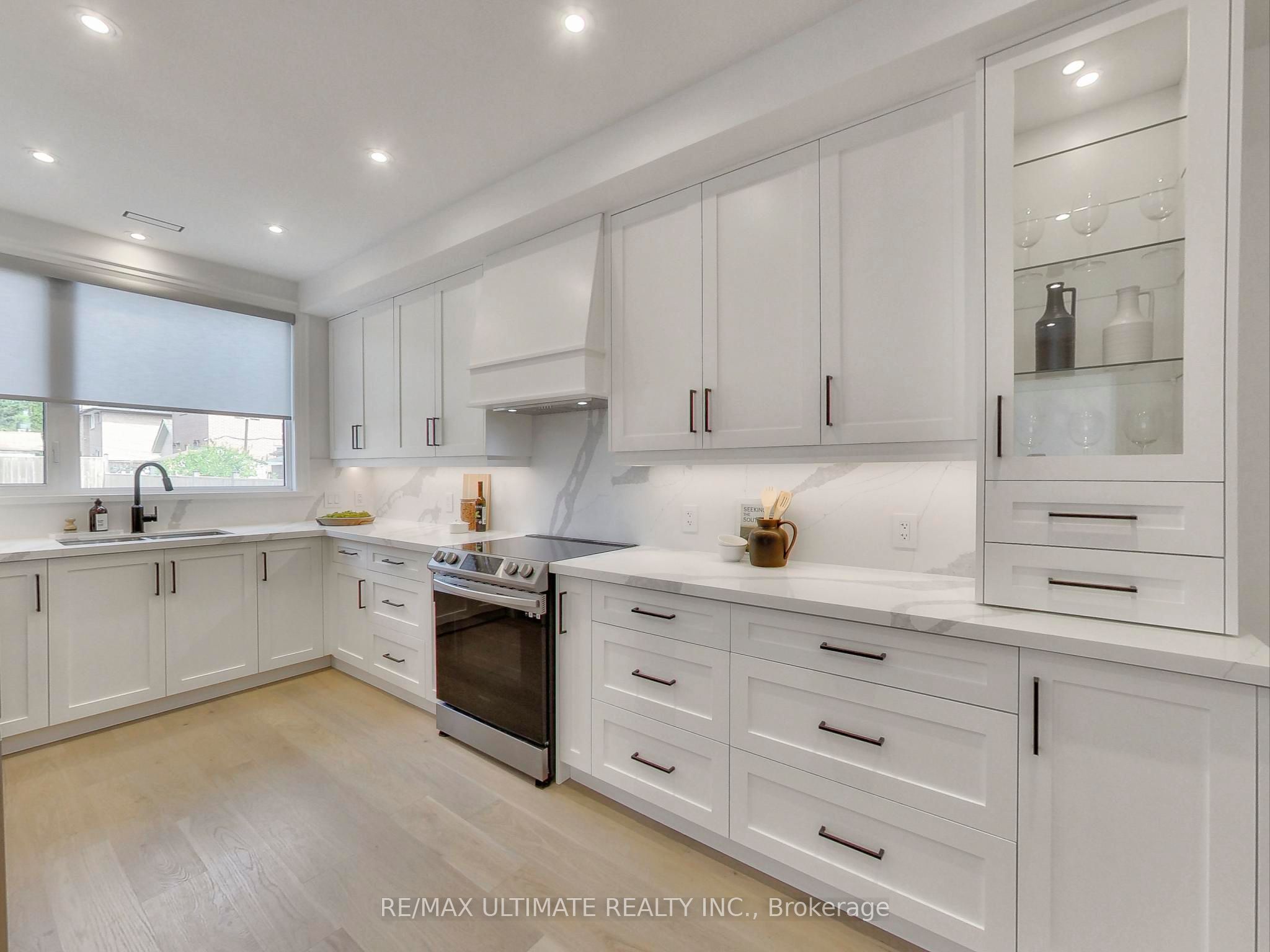 #101 - 387 Glenholme Avenue Property Photo 12