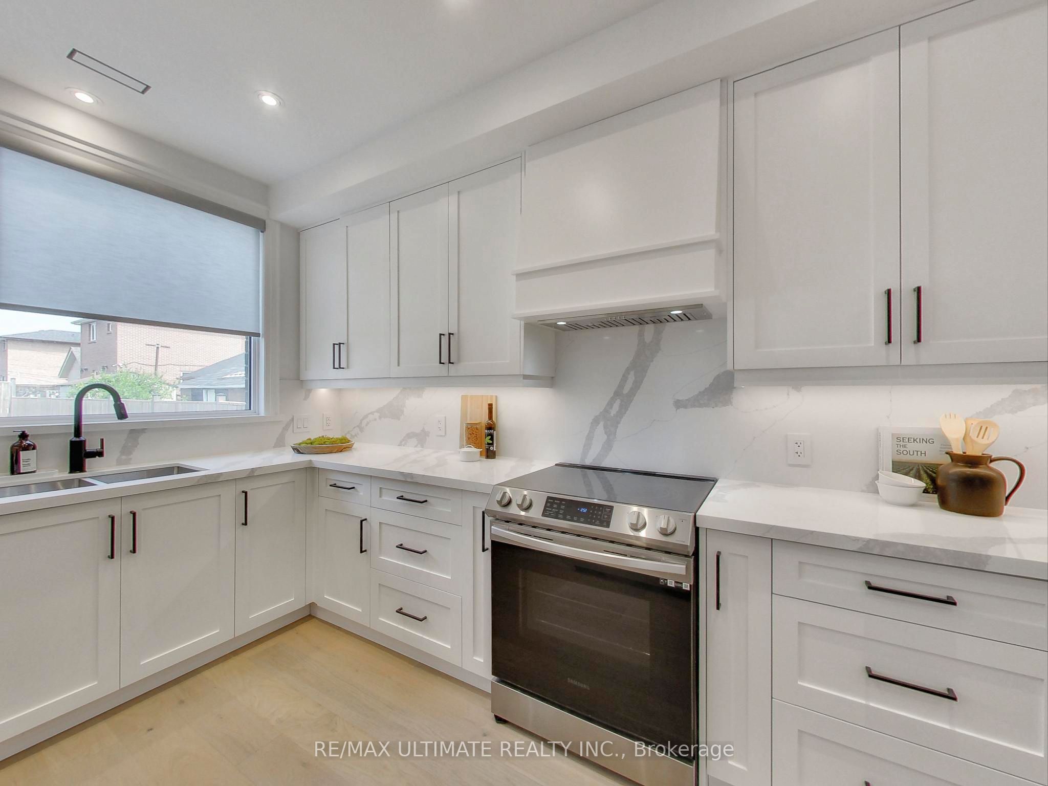 #101 - 387 Glenholme Avenue Property Photo 15