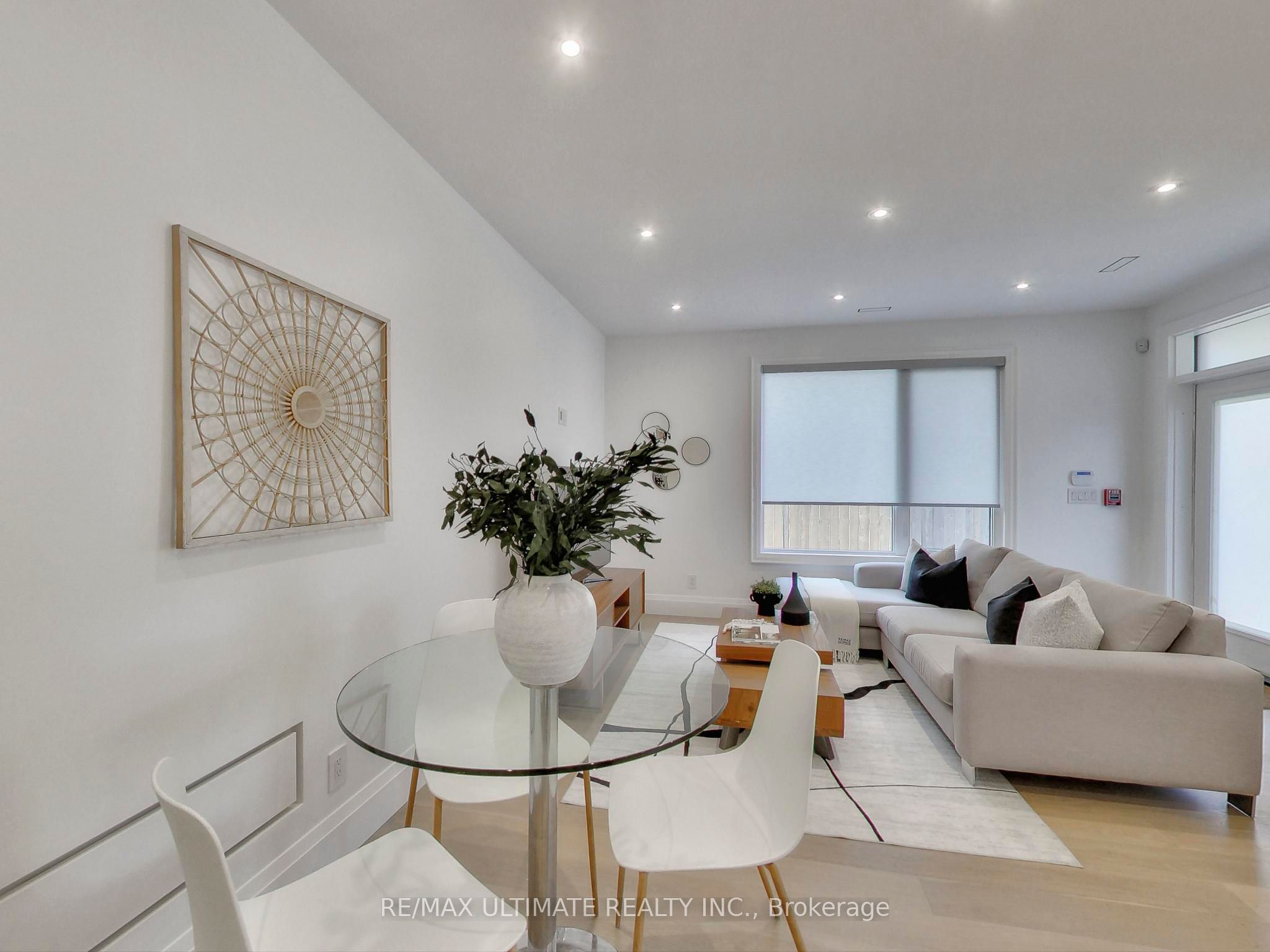 #101 - 387 Glenholme Avenue Property Photo 17