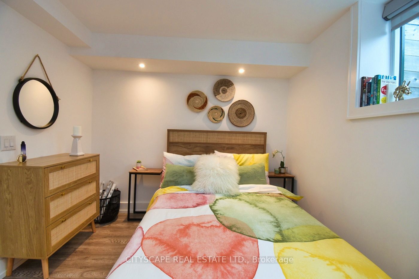 #b - 703 Markham Street Property Photo 15