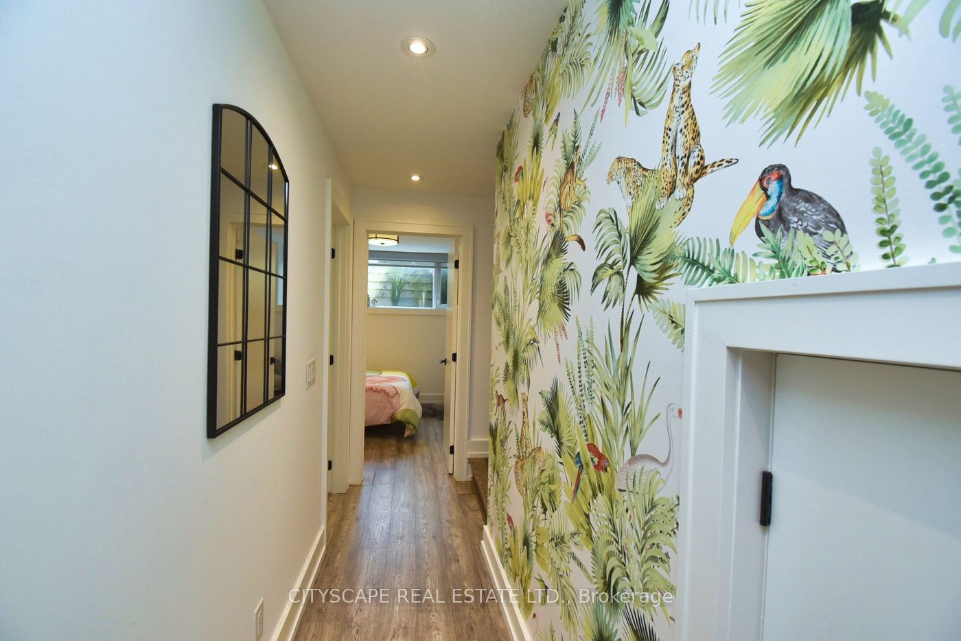 #b - 703 Markham Street Property Photo 19