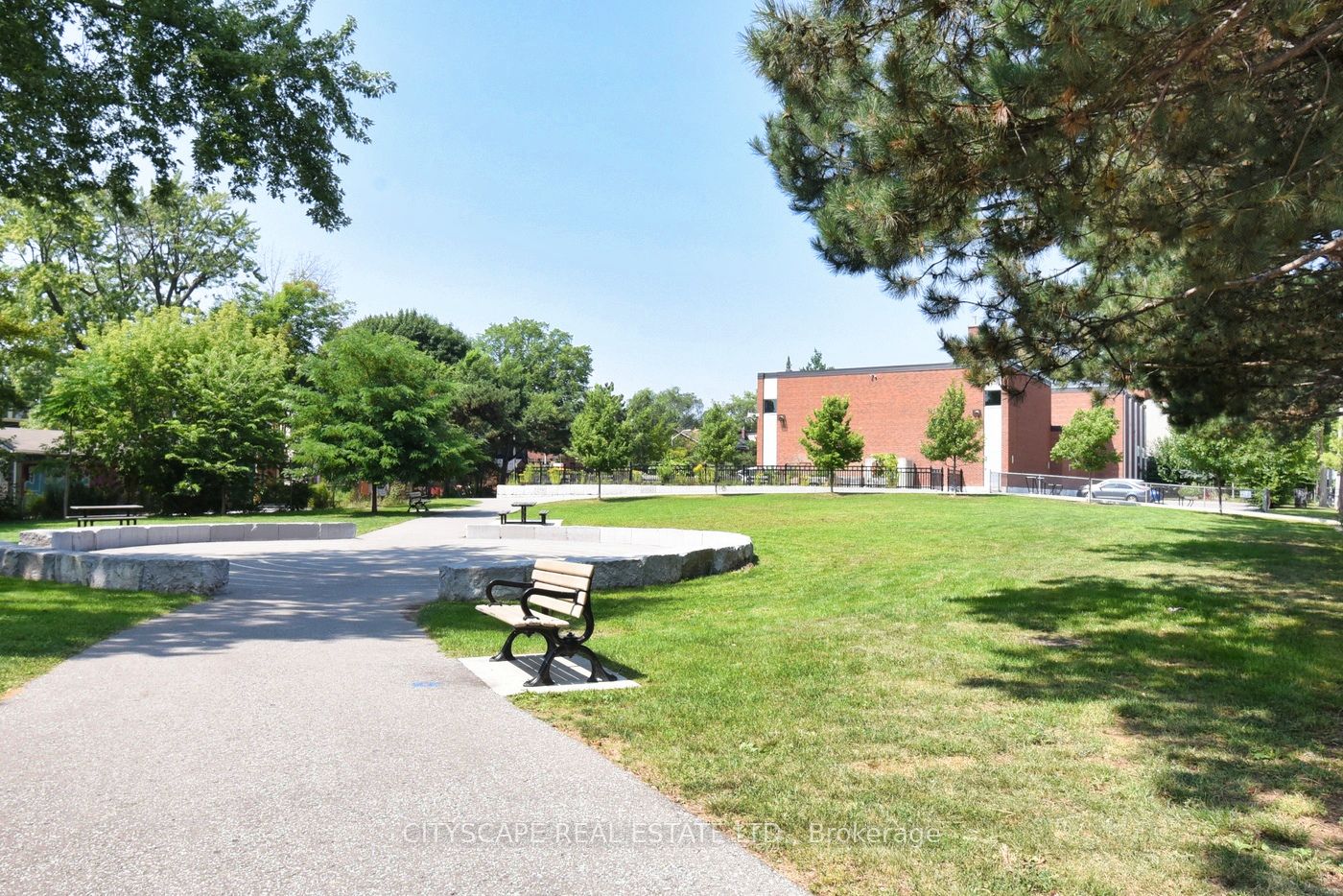 #b - 703 Markham Street Property Photo 22