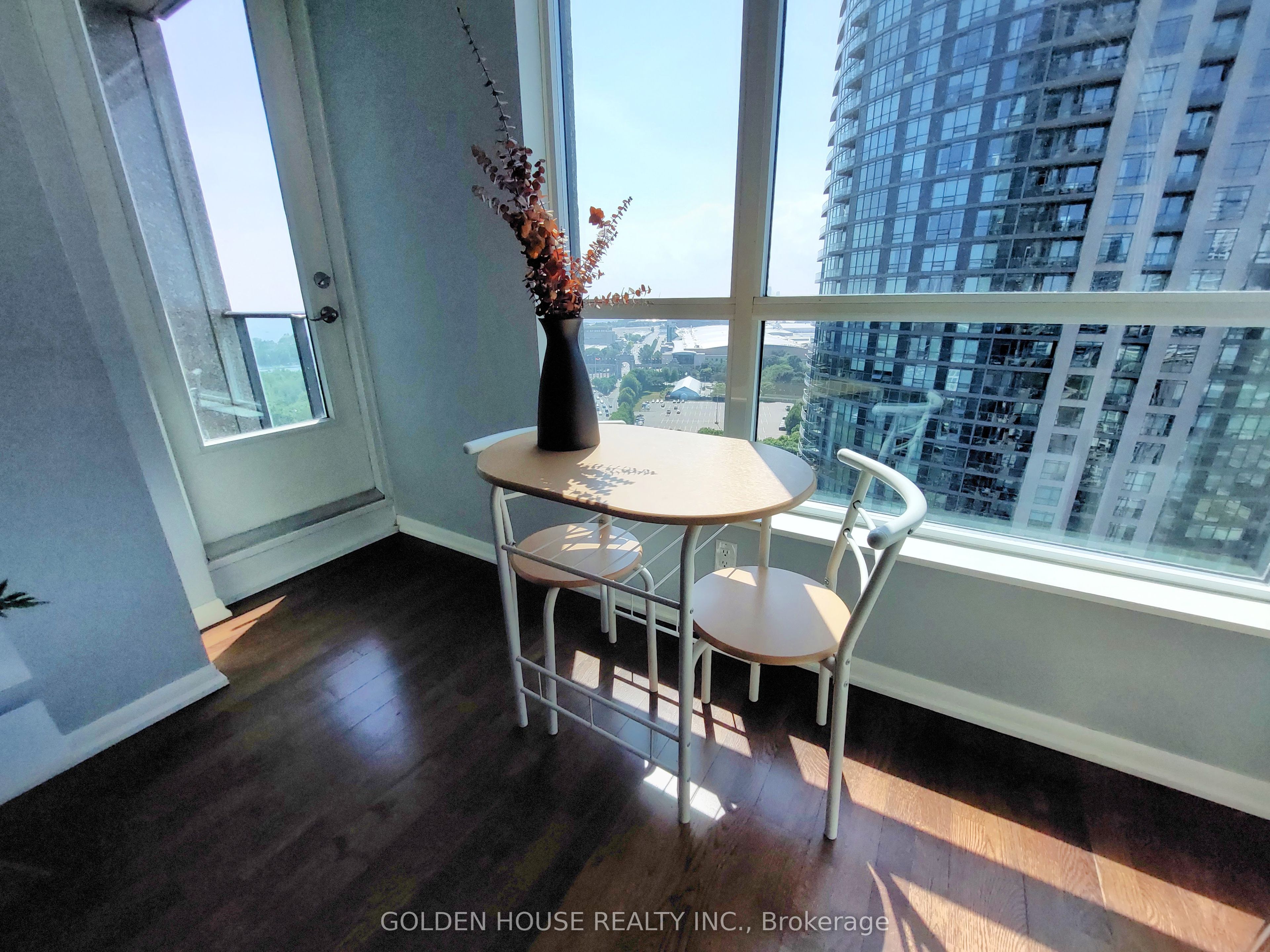 #2309 - 215 Fort York Boulevard Property Photo 3