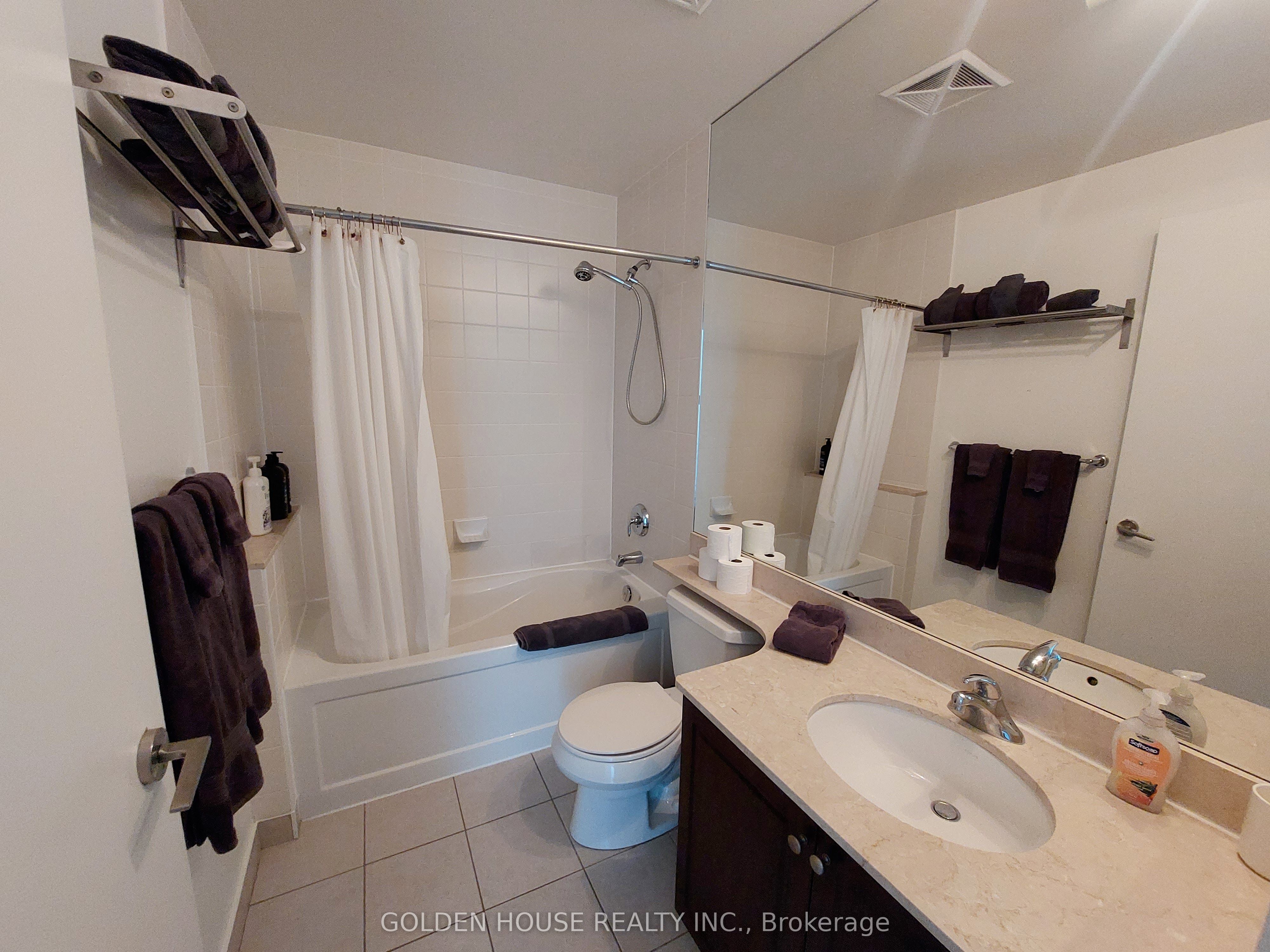 #2309 - 215 Fort York Boulevard Property Photo 7