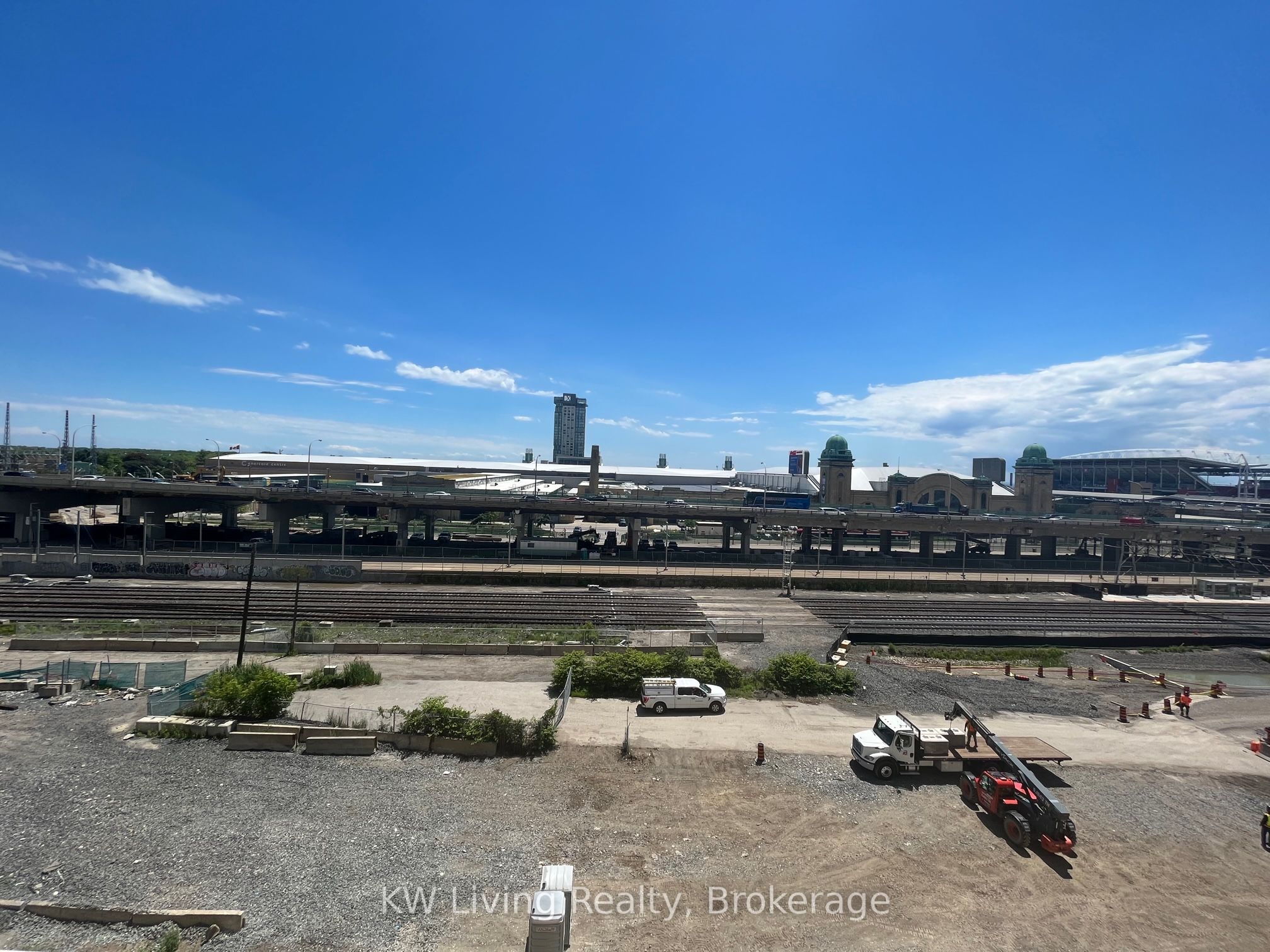 #604 - 75 East Liberty Street Property Photo 9
