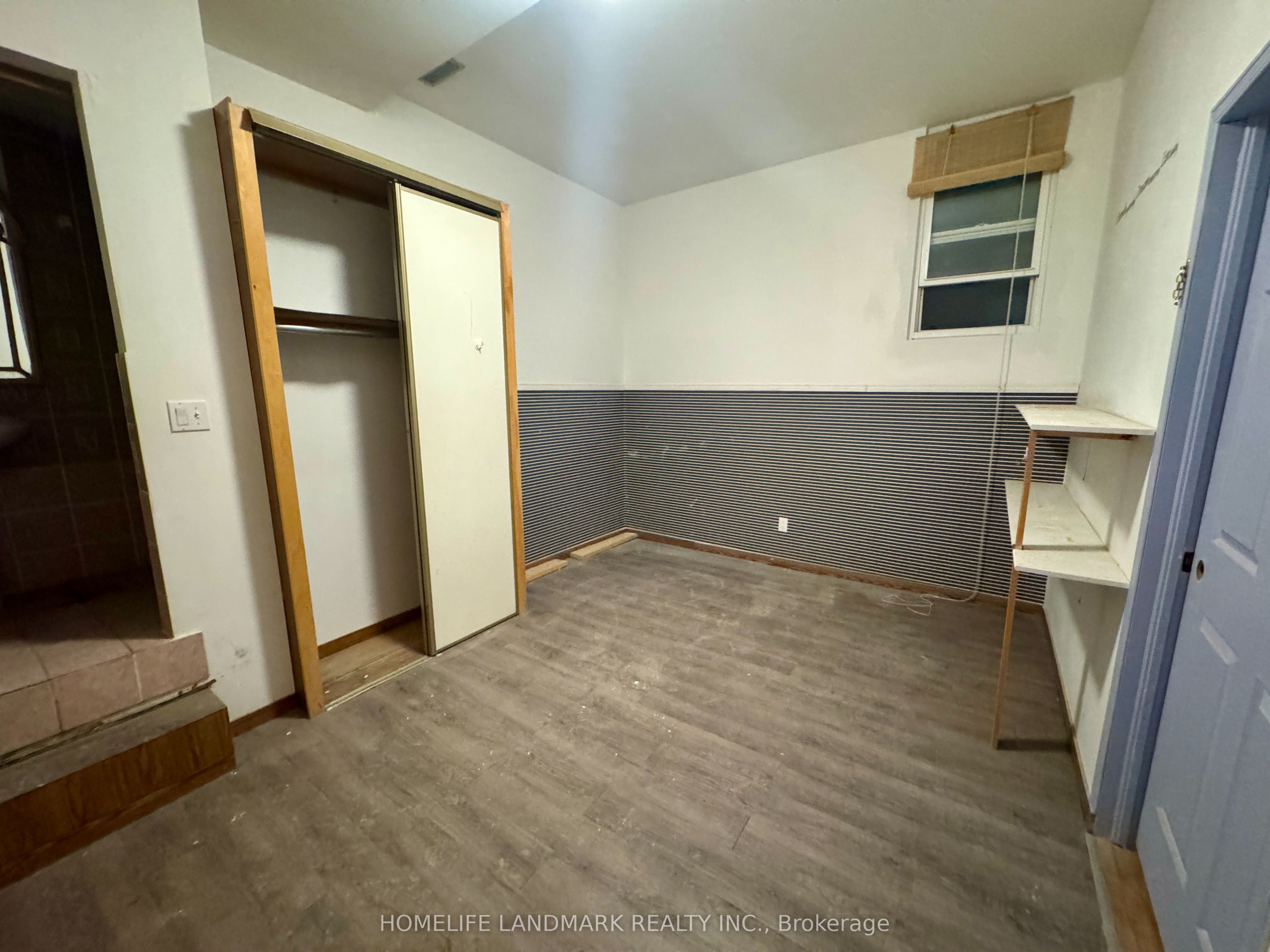 #2 - 450 Spadina Avenue Property Photo 8