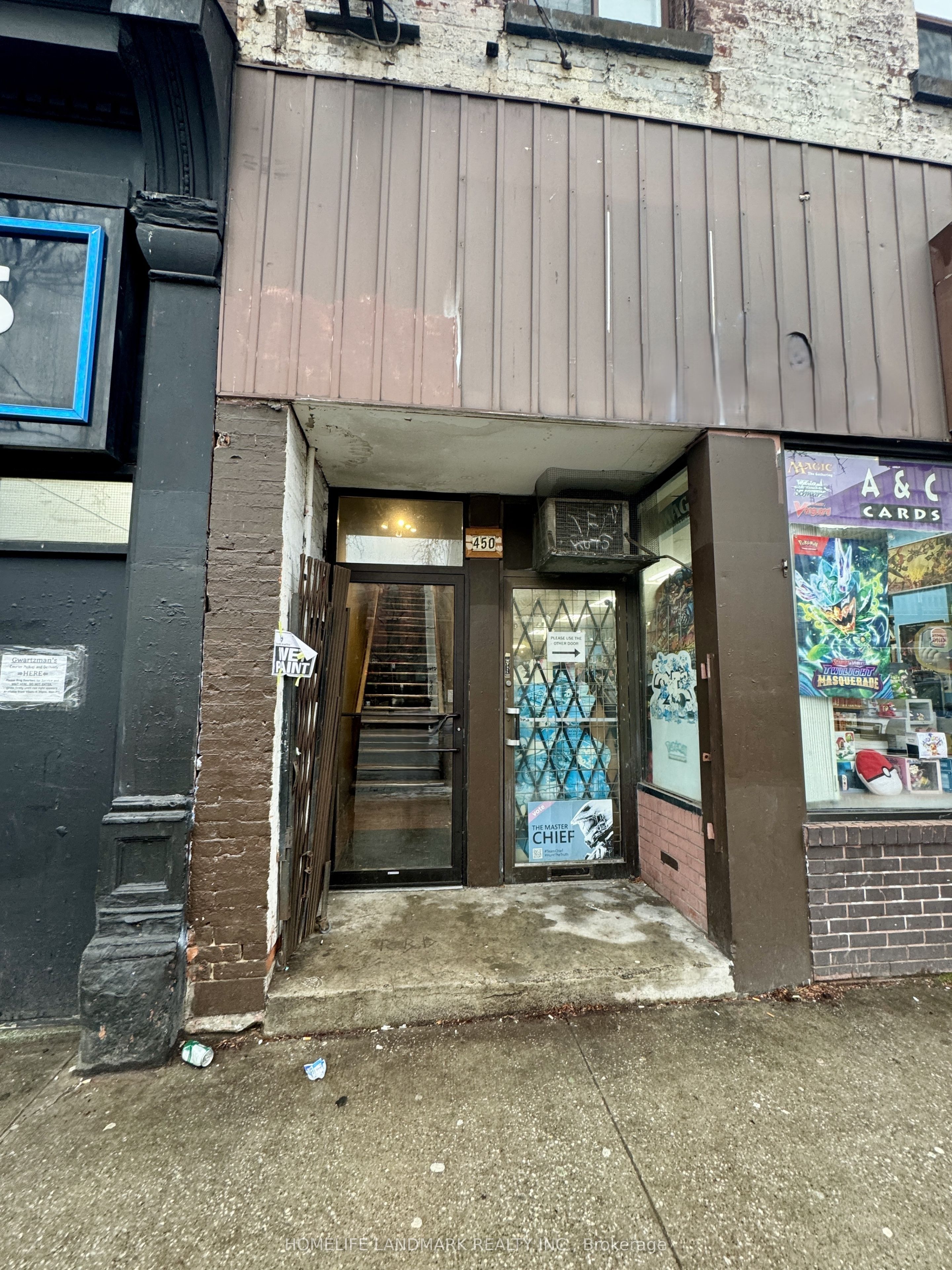 #2 - 450 Spadina Avenue Property Photo 13