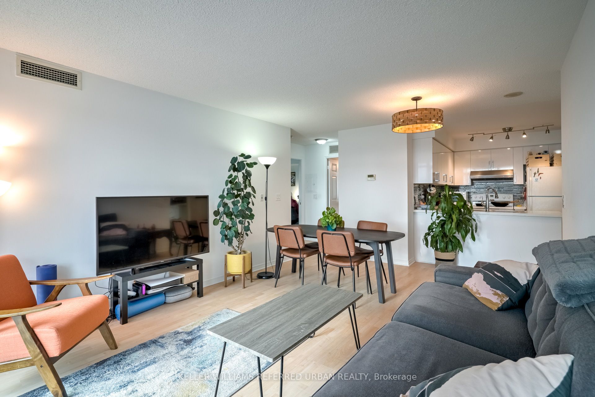 #1605 - 5500 Yonge Street Property Photo 12