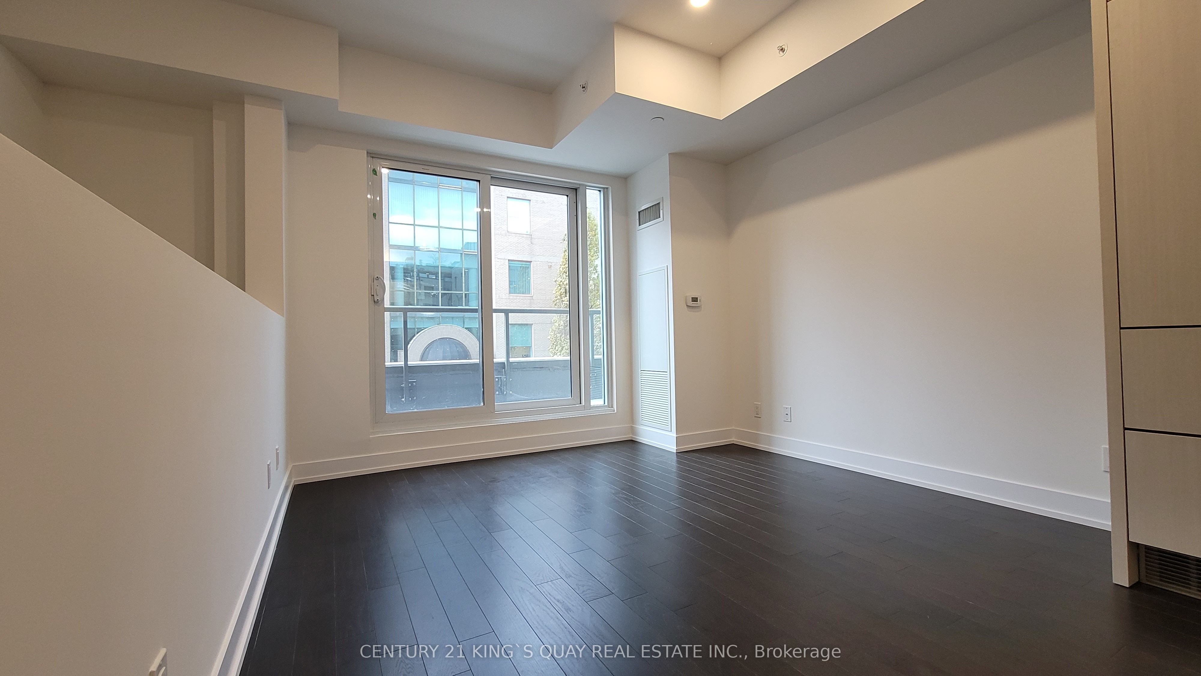 #th3 - 175 Pears Avenue Property Photo 2