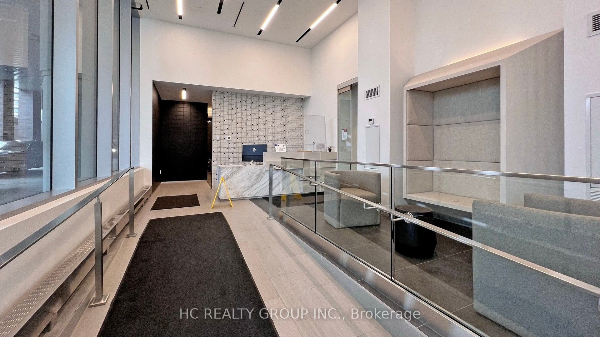 #ph01 Nt - 99 Broadway Avenue Property Photo 3