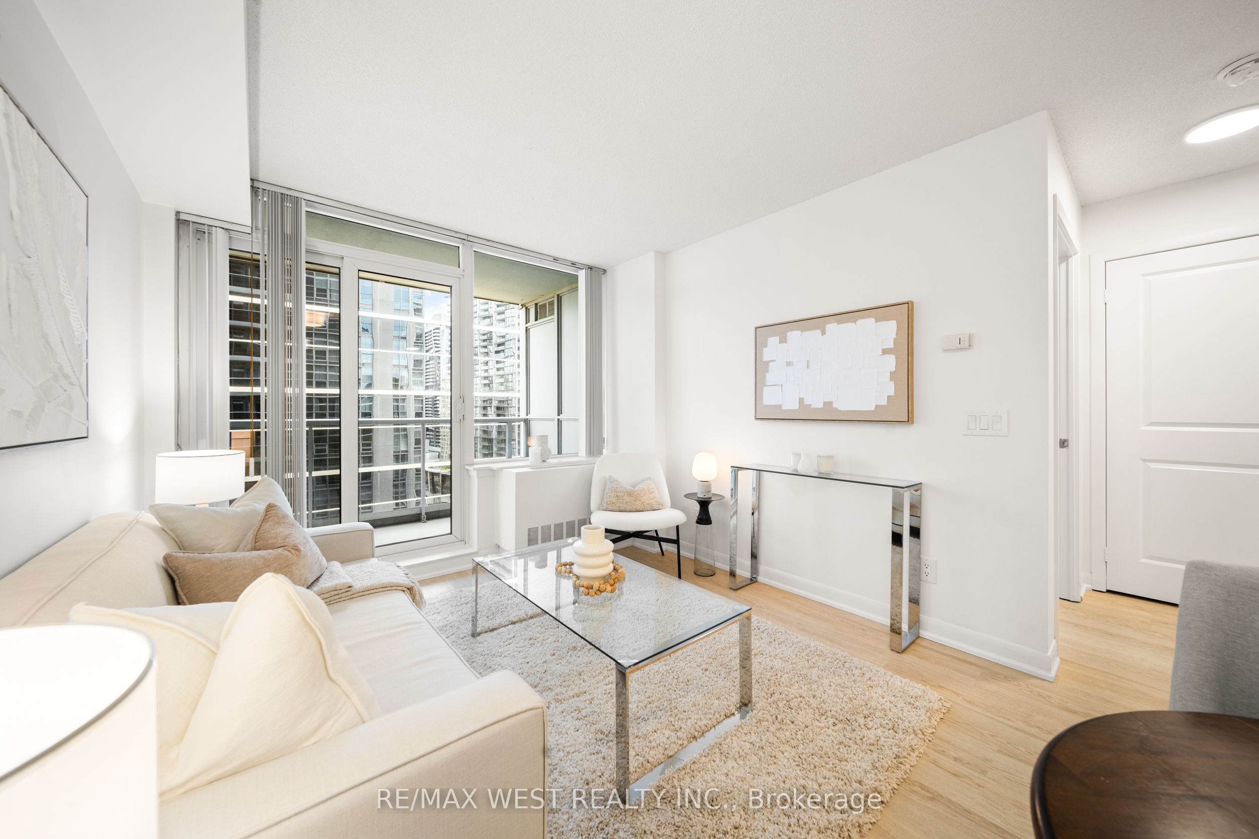 #1912 - 4978 Yonge Street Property Photo 9