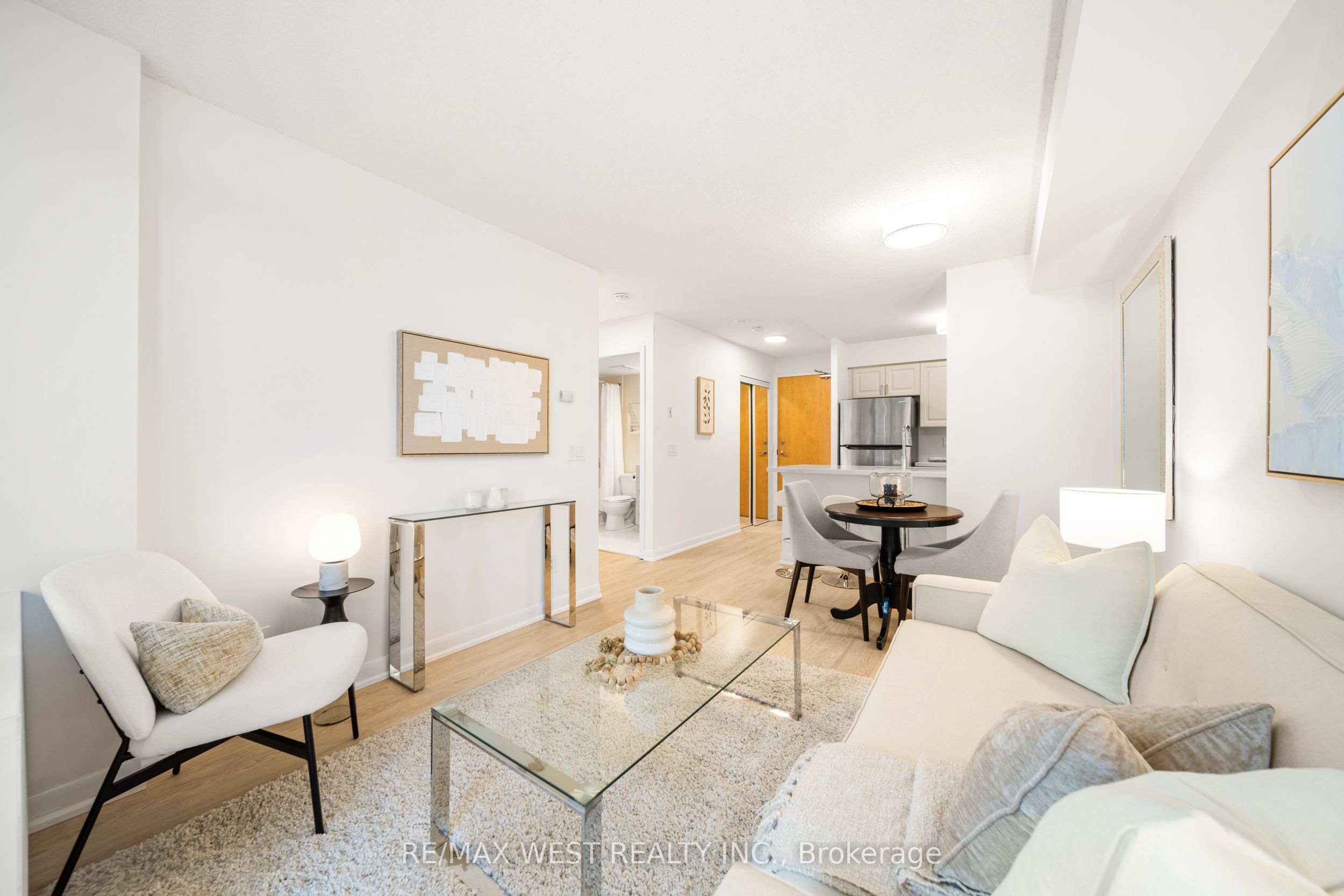 4978 Yonge Street 1912 Property Photo 10